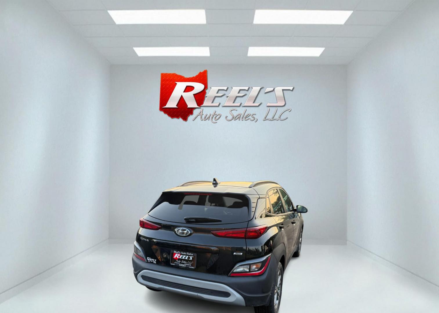 2023 Black /BLack Hyundai Kona SEL AWD (KM8K6CAB6PU) with an 2.0L I4 DOHC 16V engine, Automatic transmission, located at 11115 Chardon Rd. , Chardon, OH, 44024, (440) 214-9705, 41.580246, -81.241943 - This One Owner 2023 Hyundai Kona SEL AWD comes equipped with a 2.0L I4 GDI engine, achieving up to 33 MPG on the highway, and features advanced safety tech like forward collision warning with emergency braking, lane keep assist, blind spot monitoring, LED daytime running lights, dusk-sensing headlig - Photo#7