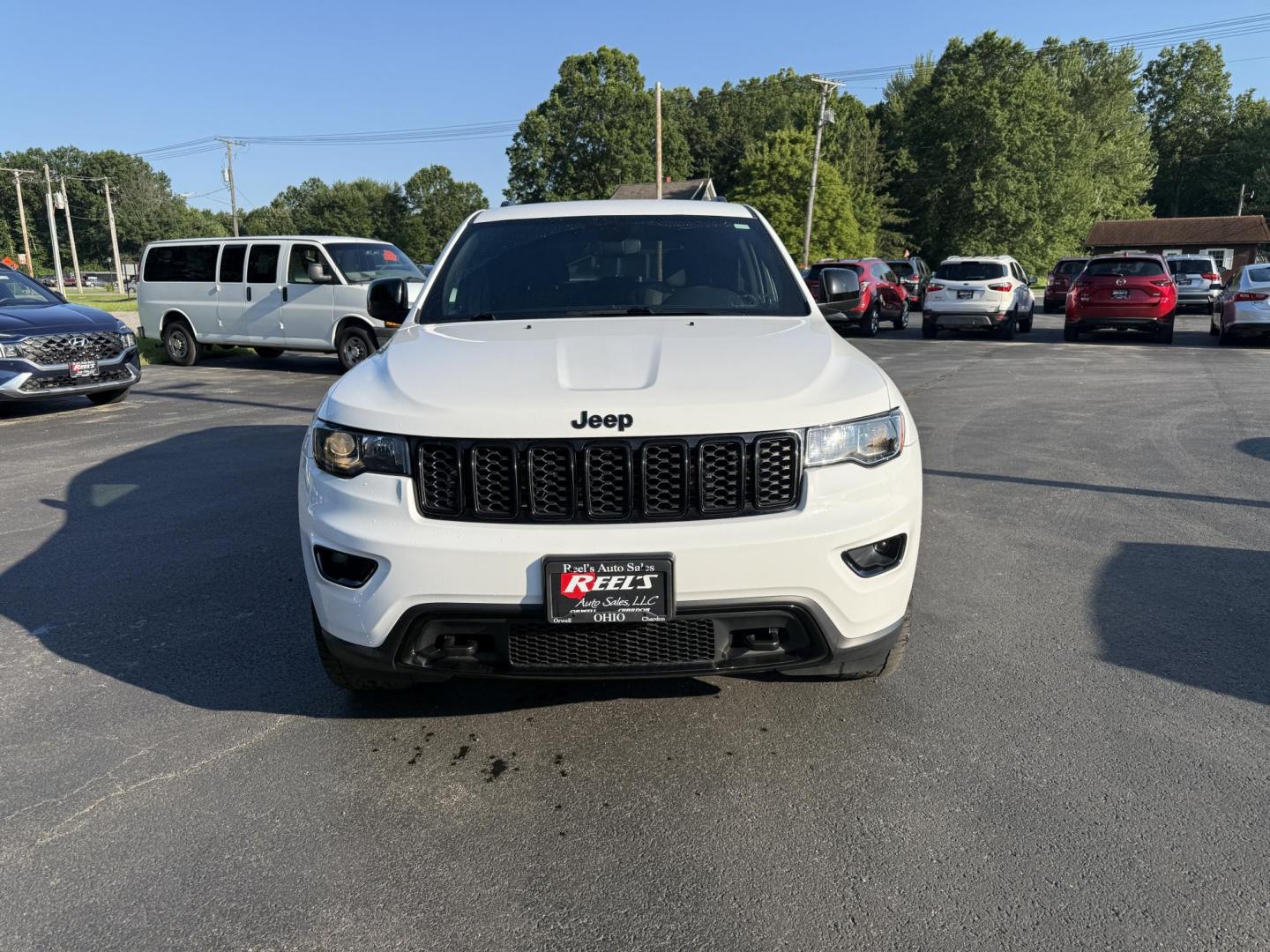 2019 White /Black Jeep Grand Cherokee Upland 4WD (1C4RJFAG7KC) with an 3.6L V6 DOHC 24V engine, 8A transmission, located at 547 E. Main St., Orwell, OH, 44076, (440) 437-5893, 41.535435, -80.847855 - This One Owner 2019 Jeep Grand Cherokee Upland 4WD features a 3.6L Pentastar V6 engine paired with an 8-speed automatic transmission, offering a blend of power and efficiency. It comes equipped with convenience and comfort features such as a power driver's seat, heated front seats, remote start, and - Photo#1