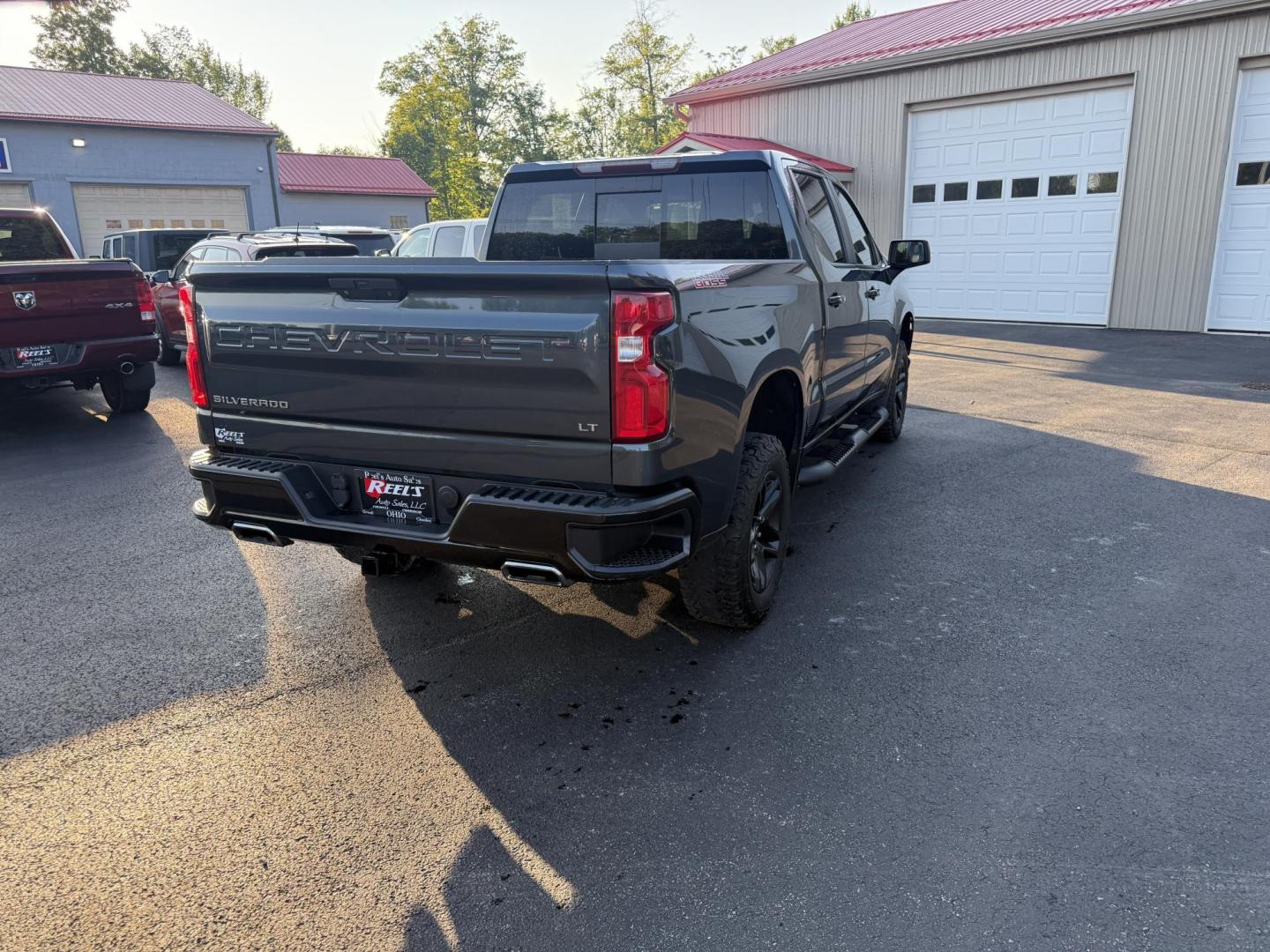 2019 Gray /Black Chevrolet Silverado 1500 LT Trail Boss Crew Cab Short Box 4WD (1GCPYFED6KZ) with an 5.3L V8 OHV 16V engine, 8-Speed Automatic transmission, located at 547 E. Main St., Orwell, OH, 44076, (440) 437-5893, 41.535435, -80.847855 - Photo#8