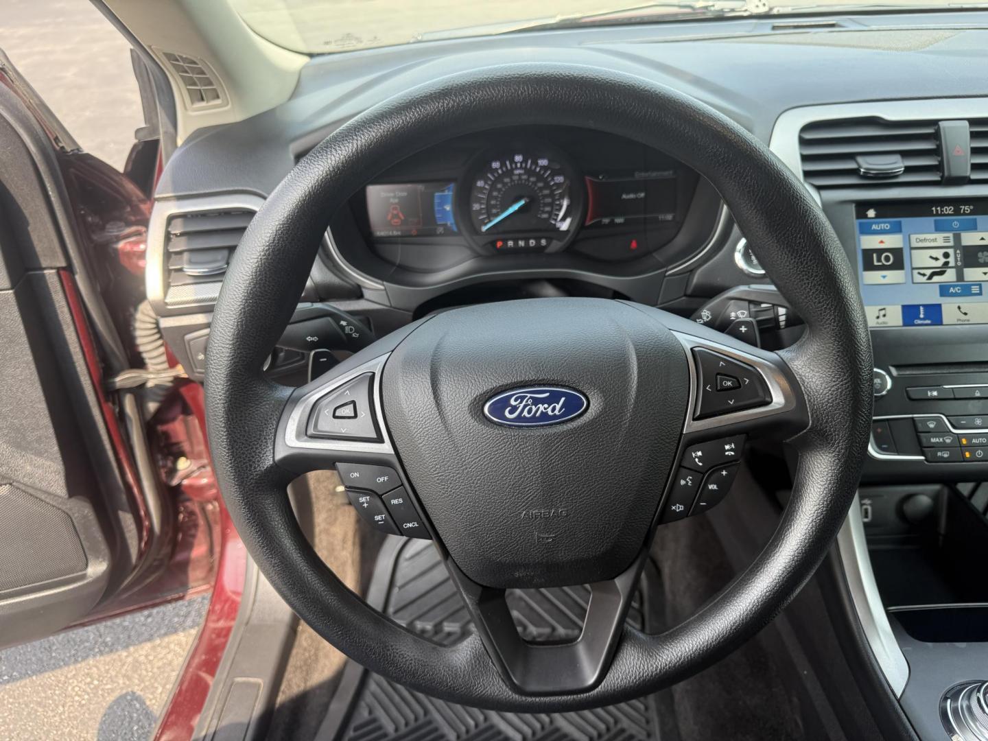 2018 Burgundy /Black Ford Fusion SE (3FA6P0HD7JR) with an 1.5L I4 DOHC 16V Turbo engine, 6A transmission, located at 11115 Chardon Rd. , Chardon, OH, 44024, (440) 214-9705, 41.580246, -81.241943 - This One Owner 2018 Ford Fusion SE FWD is powered by a 1.5L turbocharged EcoBoost I4 engine paired with a 6-speed automatic transmission, delivering up to 34 MPG on the highway. It features an 8.0-inch center touchscreen with Apple CarPlay and Android Auto, dual zone automatic climate control, power - Photo#24