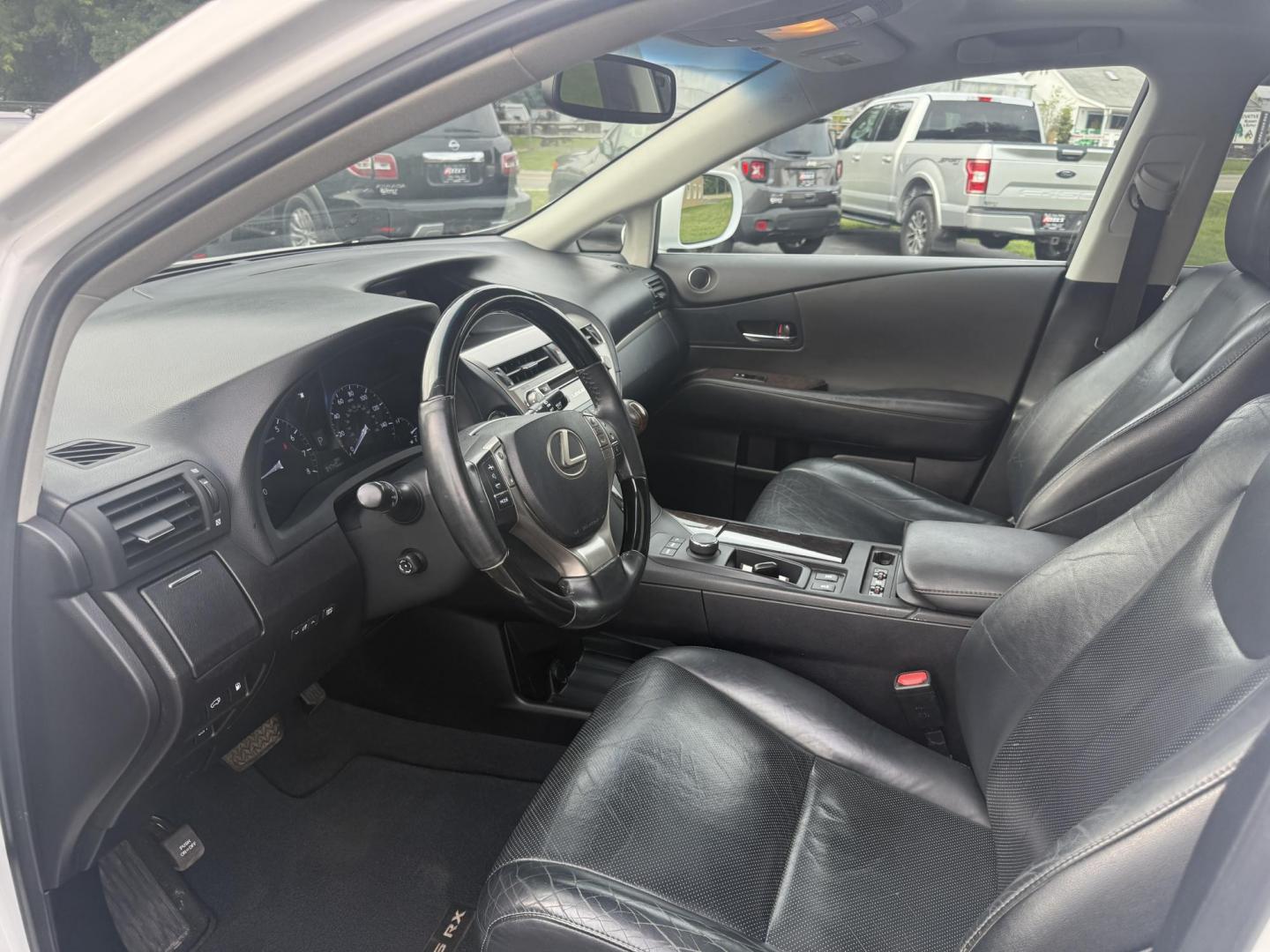 2015 White /Black Lexus RX 350 AWD (2T2BK1BA7FC) with an 3.5L V6 DOHC 24V engine, 6-Speed Automatic transmission, located at 11115 Chardon Rd. , Chardon, OH, 44024, (440) 214-9705, 41.580246, -81.241943 - This Lexus is a luxury SUV with Toyota reliability. Powered by Toyota's 3.5 V6 engine and a 6 speed automatic transmission this SUV offers butter smooth power delivery while not hurting at the pump. On the inside you'll find a leather wrapped interior with powered heated and cooled front seats, a pr - Photo#14