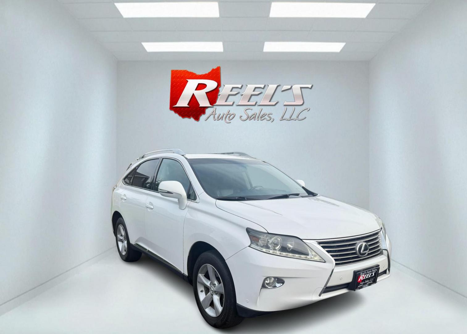 2015 White /Black Lexus RX 350 AWD (2T2BK1BA7FC) with an 3.5L V6 DOHC 24V engine, 6-Speed Automatic transmission, located at 11115 Chardon Rd. , Chardon, OH, 44024, (440) 214-9705, 41.580246, -81.241943 - Photo#2