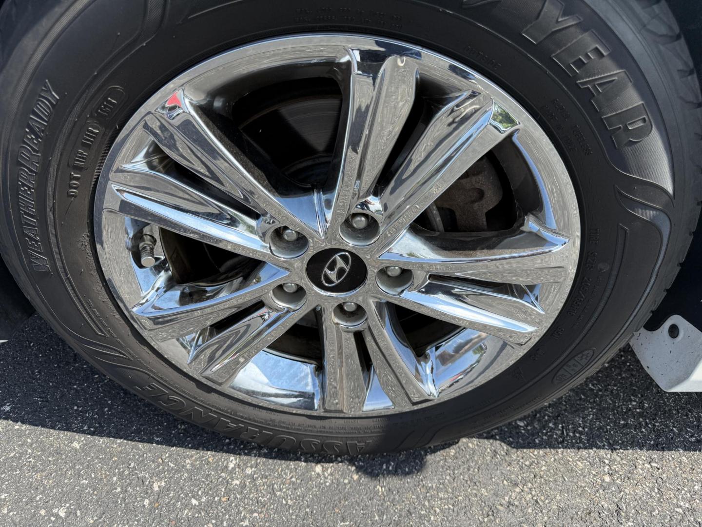 2014 White /Brown Hyundai Sonata GLS (5NPEB4AC8EH) with an 2.4L I4 DOHC 16V engine, 6-Speed Automatic transmission, located at 547 E. Main St., Orwell, OH, 44076, (440) 437-5893, 41.535435, -80.847855 - This One Owner 2014 Hyundai Sonata GLS with a leather interior combines comfort and style with its premium seating, complementing the vehicle's features like the 2.4L I4 GDI engine, 6-speed automatic transmission, active ECO mode, power driver’s seat, heated front seats, a 4.3-inch touchscreen, an - Photo#13