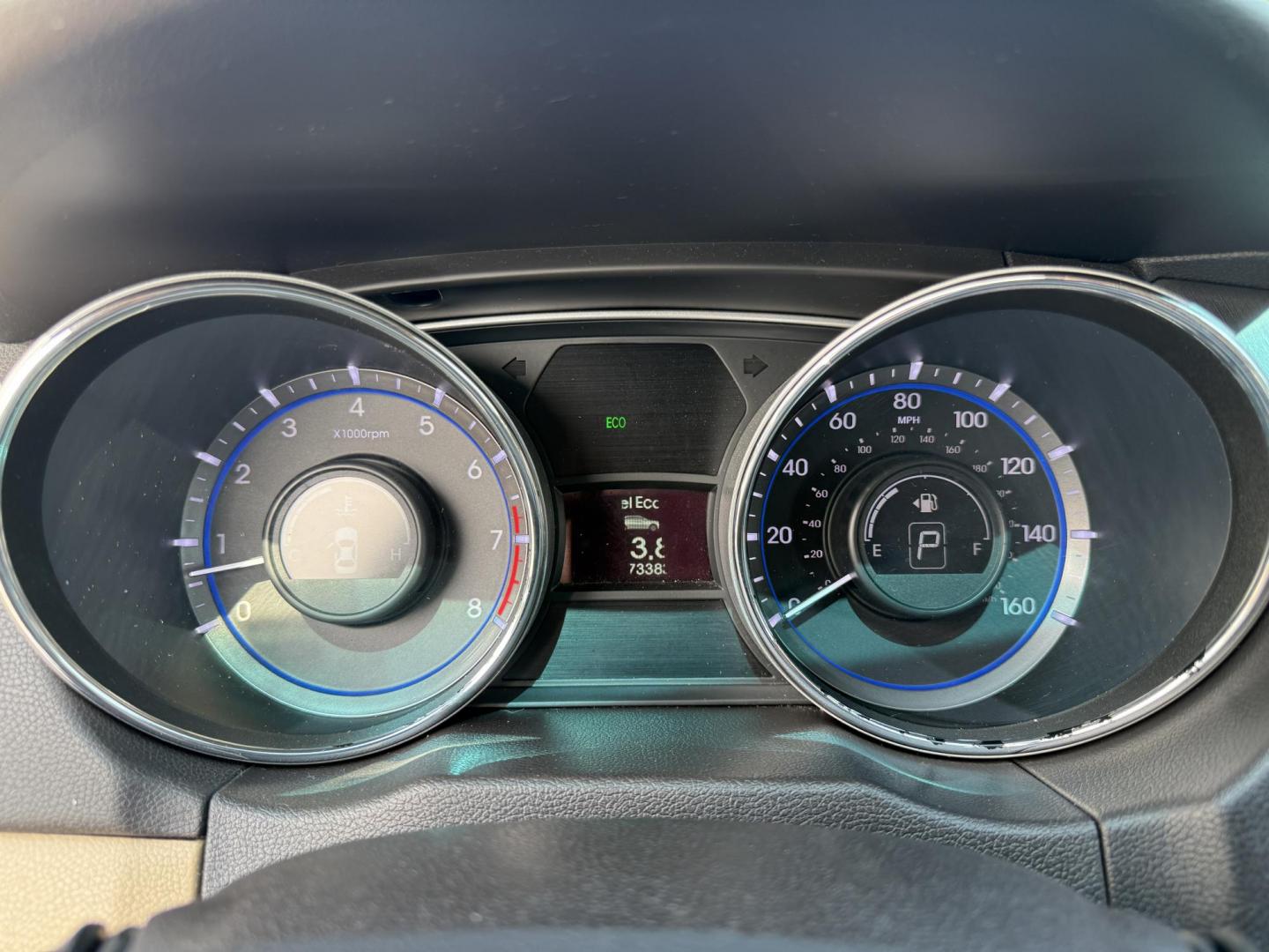 2014 White /Brown Hyundai Sonata GLS (5NPEB4AC8EH) with an 2.4L I4 DOHC 16V engine, 6-Speed Automatic transmission, located at 547 E. Main St., Orwell, OH, 44076, (440) 437-5893, 41.535435, -80.847855 - This One Owner 2014 Hyundai Sonata GLS with a leather interior combines comfort and style with its premium seating, complementing the vehicle's features like the 2.4L I4 GDI engine, 6-speed automatic transmission, active ECO mode, power driver’s seat, heated front seats, a 4.3-inch touchscreen, an - Photo#21