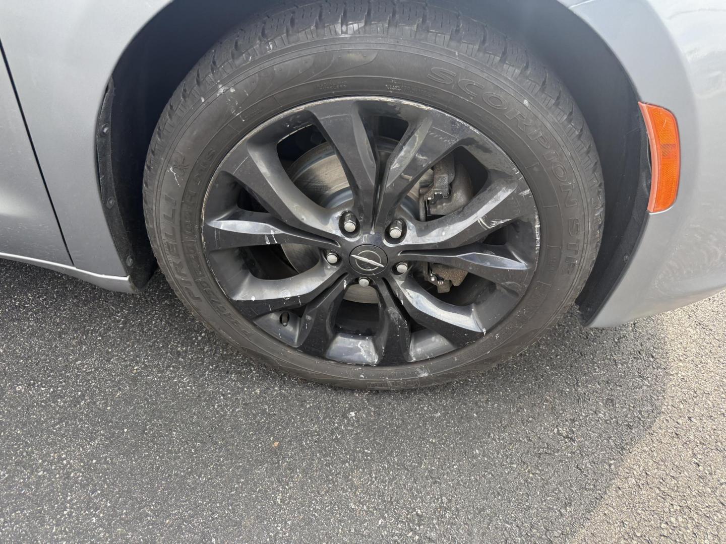 2019 Silver /Black Chrysler Pacifica Touring Plus (2C4RC1FG2KR) with an 3.6L V6 DOHC 24V engine, 9A transmission, located at 547 E. Main St., Orwell, OH, 44076, (440) 437-5893, 41.535435, -80.847855 - This 2019 Chrysler Pacifica Touring Plus with the 3.6 Pentastar V6 engine and 9-speed automatic transmission offers a versatile and comfortable family vehicle, achieving around 28 MPG highway. It features a power driver’s seat, a 7.0-inch touchscreen with Apple CarPlay and Android Auto, tri-zone a - Photo#4