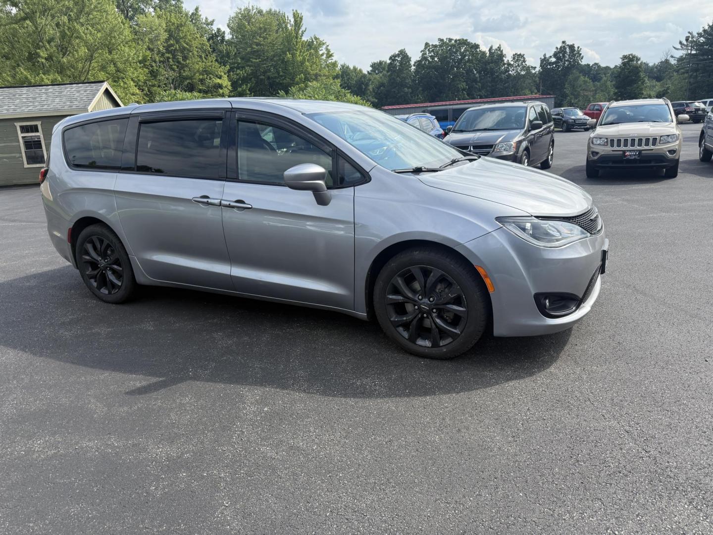 2019 Silver /Black Chrysler Pacifica Touring Plus (2C4RC1FG2KR) with an 3.6L V6 DOHC 24V engine, 9A transmission, located at 547 E. Main St., Orwell, OH, 44076, (440) 437-5893, 41.535435, -80.847855 - This 2019 Chrysler Pacifica Touring Plus with the 3.6 Pentastar V6 engine and 9-speed automatic transmission offers a versatile and comfortable family vehicle, achieving around 28 MPG highway. It features a power driver’s seat, a 7.0-inch touchscreen with Apple CarPlay and Android Auto, tri-zone a - Photo#3