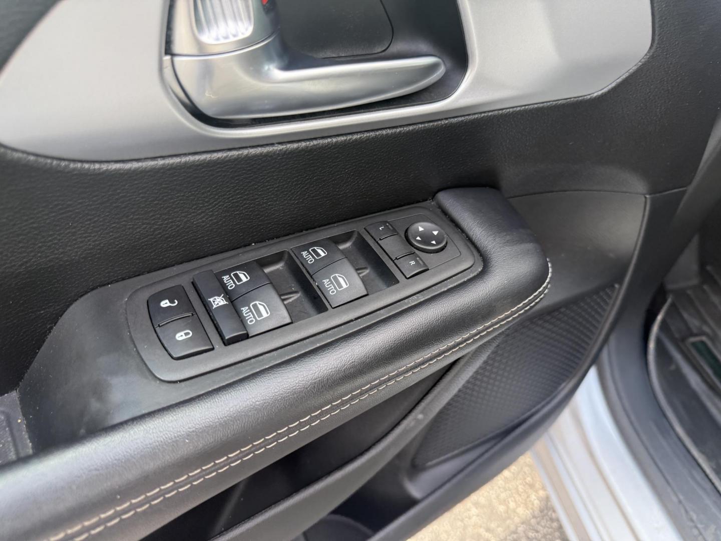 2019 Silver /Black Chrysler Pacifica Touring Plus (2C4RC1FG2KR) with an 3.6L V6 DOHC 24V engine, 9A transmission, located at 547 E. Main St., Orwell, OH, 44076, (440) 437-5893, 41.535435, -80.847855 - This 2019 Chrysler Pacifica Touring Plus with the 3.6 Pentastar V6 engine and 9-speed automatic transmission offers a versatile and comfortable family vehicle, achieving around 28 MPG highway. It features a power driver’s seat, a 7.0-inch touchscreen with Apple CarPlay and Android Auto, tri-zone a - Photo#16