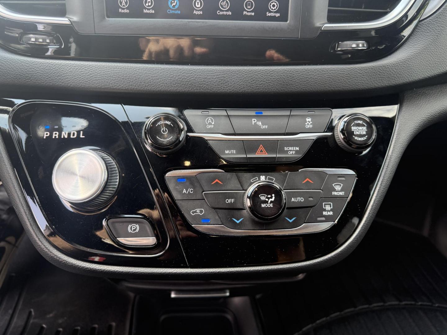 2019 Silver /Black Chrysler Pacifica Touring Plus (2C4RC1FG2KR) with an 3.6L V6 DOHC 24V engine, 9A transmission, located at 547 E. Main St., Orwell, OH, 44076, (440) 437-5893, 41.535435, -80.847855 - This 2019 Chrysler Pacifica Touring Plus with the 3.6 Pentastar V6 engine and 9-speed automatic transmission offers a versatile and comfortable family vehicle, achieving around 28 MPG highway. It features a power driver’s seat, a 7.0-inch touchscreen with Apple CarPlay and Android Auto, tri-zone a - Photo#25