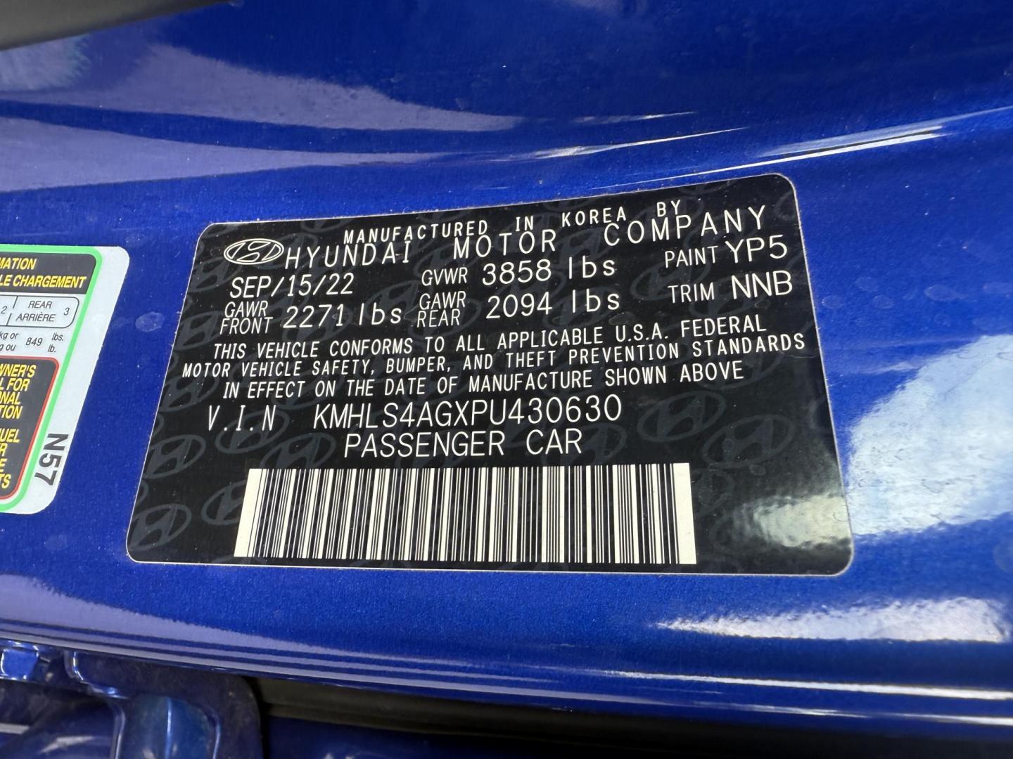 2023 Blue /Black Hyundai Elantra SEL (KMHLS4AGXPU) with an 2.0L I4 DOHC 16V engine, Automatic transmission, located at 11115 Chardon Rd. , Chardon, OH, 44024, (440) 214-9705, 41.580246, -81.241943 - This One Owner 2023 Hyundai Elantra SEL with a 2.0L I4 GDI engine delivers impressive fuel efficiency, achieving around 40 MPG highway, and boasts modern features such as LED daytime running lights, a large 10.25-inch touchscreen with Apple CarPlay and Android Auto, heated front seats, a 10.25-inch - Photo#18