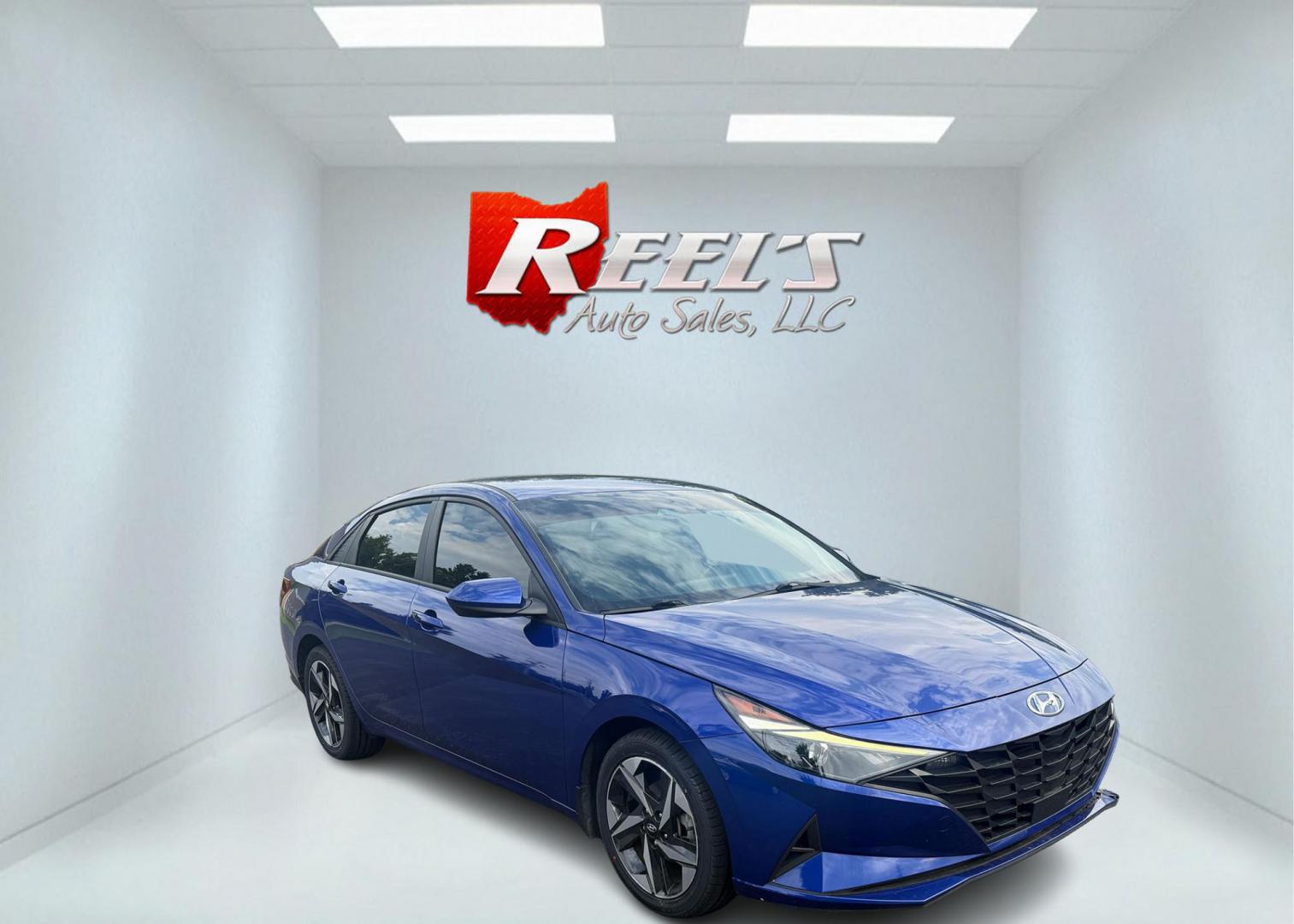 2023 Blue /Black Hyundai Elantra SEL (KMHLS4AGXPU) with an 2.0L I4 DOHC 16V engine, Automatic transmission, located at 547 E. Main St., Orwell, OH, 44076, (440) 437-5893, 41.535435, -80.847855 - One Owner 2023 Hyundai Elantra SEL – Modern Efficiency, Smart Technology, and Total Peace of Mind Drive into the future with this 2023 Hyundai Elantra SEL—a sedan that combines striking style, incredible efficiency, and the latest in advanced safety and tech features. Powered by a fuel-sippin - Photo#1