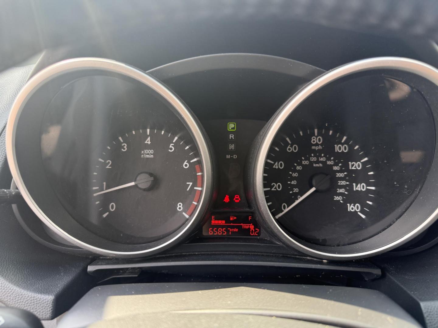 2015 Silver /Black Mazda MAZDA5 Grand Touring (JM1CW2DL0F0) with an 2.5L I4 DOHC 16V engine, 5-Speed Automatic transmission, located at 11115 Chardon Rd. , Chardon, OH, 44024, (440) 214-9705, 41.580246, -81.241943 - This 2015 Mazda Mazda 5 with a 2.5L I4 engine and 5-speed automatic transmission offers a versatile and comfortable minivan, achieving approximately 29 MPG highway. It features a leather interior, second-row captain’s seats, heated front seats, automatic climate control, a power moonroof, dusk-sen - Photo#21
