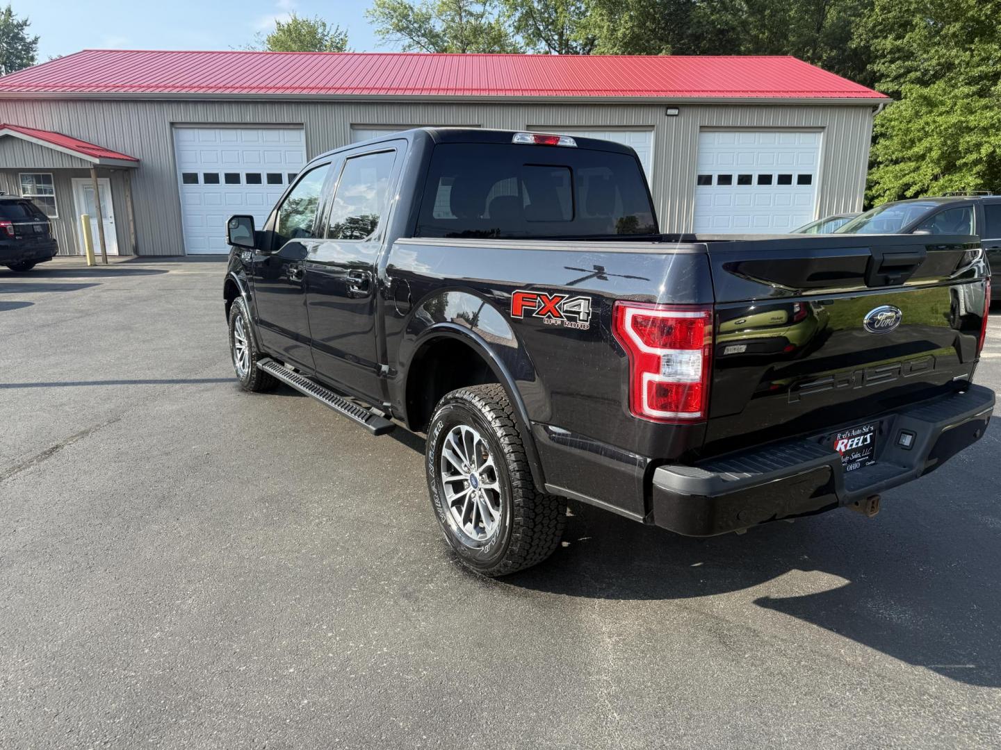 2020 Black /Black Ford F-150 XLT SuperCrew 5.5-ft. Bed 4WD (1FTEW1E43LF) with an 3.5L V6 TWIN TURBO engine, 10 Speed Auto transmission, located at 547 E. Main St., Orwell, OH, 44076, (440) 437-5893, 41.535435, -80.847855 - This 2020 Ford F-150 XLT Crew Cab 4WD with the 3.5L twin-turbo EcoBoost V6 engine and 10-speed automatic transmission offers impressive capability and technology, including a 10,500-pound towing capacity, 375 horsepower, and 470 lb-ft of torque, with selectable driving modes and a locking rear diffe - Photo#13