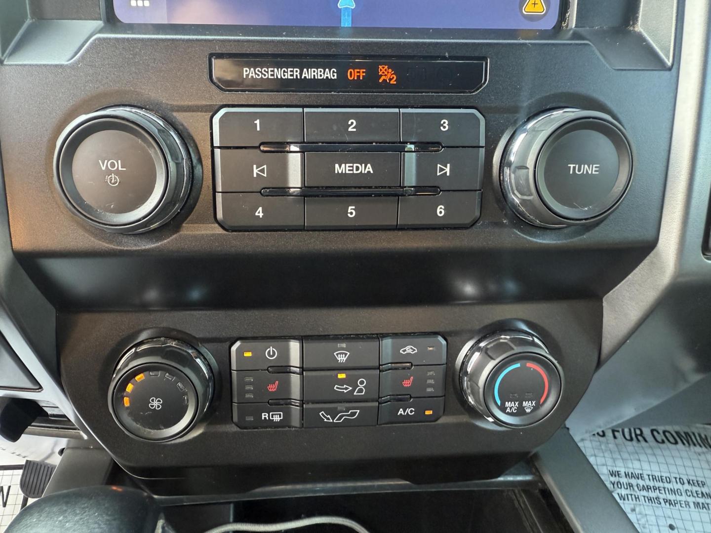2020 Black /Black Ford F-150 XLT SuperCrew 5.5-ft. Bed 4WD (1FTEW1E43LF) with an 3.5L V6 TWIN TURBO engine, 10 Speed Auto transmission, located at 547 E. Main St., Orwell, OH, 44076, (440) 437-5893, 41.535435, -80.847855 - This 2020 Ford F-150 XLT Crew Cab 4WD with the 3.5L twin-turbo EcoBoost V6 engine and 10-speed automatic transmission offers impressive capability and technology, including a 10,500-pound towing capacity, 375 horsepower, and 470 lb-ft of torque, with selectable driving modes and a locking rear diffe - Photo#34