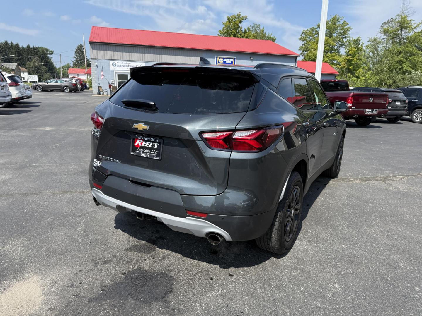 2020 Gray /Black Chevrolet Blazer 2LT AWD (3GNKBHRS9LS) with an 3.6L V6 DOHC 24V engine, 9A transmission, located at 547 E. Main St., Orwell, OH, 44076, (440) 437-5893, 41.535435, -80.847855 - This 2020 Chevrolet Blazer 2LT AWD is a sporty midsize SUV powered by a 3.6L V6 engine and 9-speed automatic transmission, delivering a robust 0-60 mph time of 6.1 seconds and a 4,500-pound towing capacity. It features a power driver’s seat, heated front seats, dual-zone automatic climate control, - Photo#7