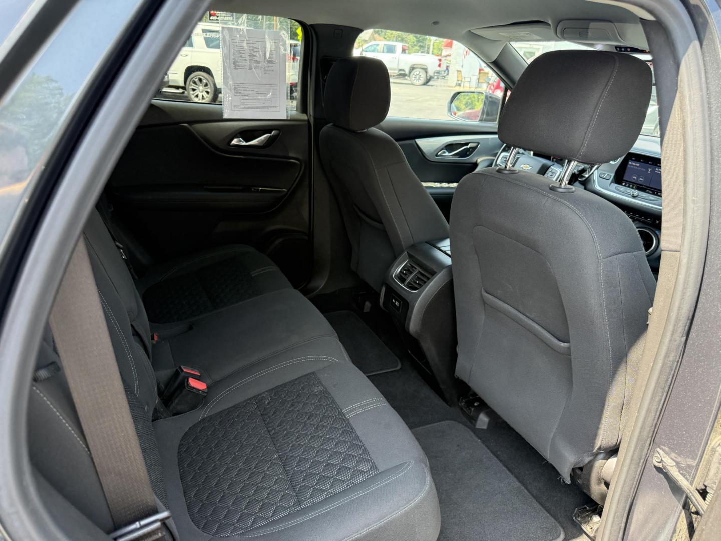 2020 Gray /Black Chevrolet Blazer 2LT AWD (3GNKBHRS9LS) with an 3.6L V6 DOHC 24V engine, 9A transmission, located at 547 E. Main St., Orwell, OH, 44076, (440) 437-5893, 41.535435, -80.847855 - This 2020 Chevrolet Blazer 2LT AWD is a sporty midsize SUV powered by a 3.6L V6 engine and 9-speed automatic transmission, delivering a robust 0-60 mph time of 6.1 seconds and a 4,500-pound towing capacity. It features a power driver’s seat, heated front seats, dual-zone automatic climate control, - Photo#41