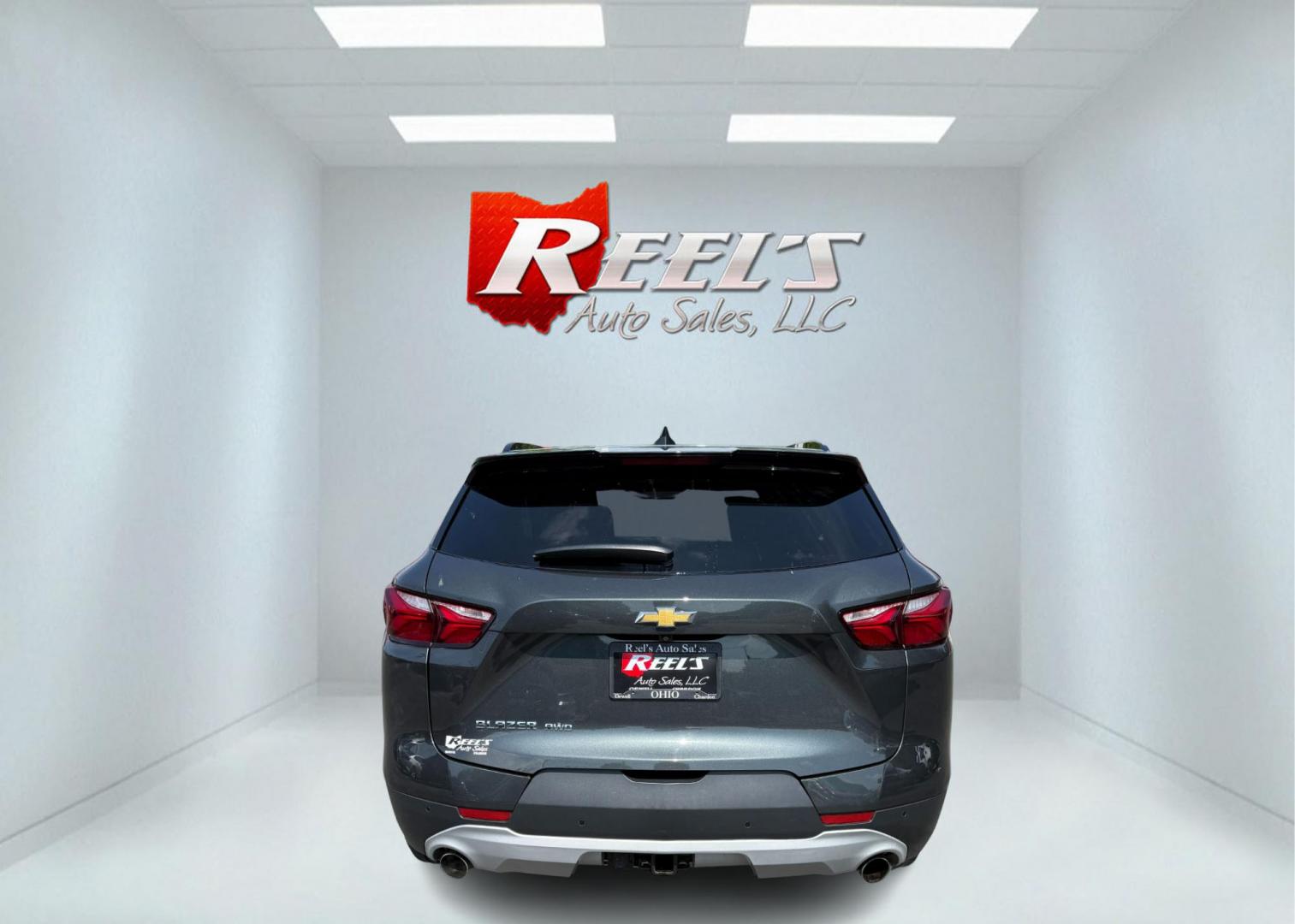 2020 Gray /Black Chevrolet Blazer 2LT AWD (3GNKBHRS9LS) with an 3.6L V6 DOHC 24V engine, Automatic transmission, located at 547 E. Main St., Orwell, OH, 44076, (440) 437-5893, 41.535435, -80.847855 - 2020 Chevrolet Blazer LT AWD – Bold Performance, Advanced Safety, and Premium Comfort Elevate your drive with the dynamic style and confidence of this 2020 Chevrolet Blazer LT AWD. Under the hood, the powerful 3.6L V6 engine and advanced 9-speed automatic transmission deliver exhilarating perfo - Photo#8