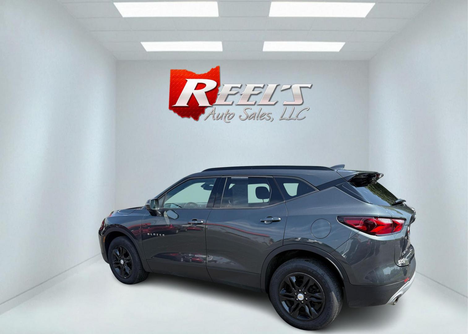 2020 Gray /Black Chevrolet Blazer 2LT AWD (3GNKBHRS9LS) with an 3.6L V6 DOHC 24V engine, Automatic transmission, located at 547 E. Main St., Orwell, OH, 44076, (440) 437-5893, 41.535435, -80.847855 - 2020 Chevrolet Blazer LT AWD – Bold Performance, Advanced Safety, and Premium Comfort Elevate your drive with the dynamic style and confidence of this 2020 Chevrolet Blazer LT AWD. Under the hood, the powerful 3.6L V6 engine and advanced 9-speed automatic transmission deliver exhilarating perfo - Photo#11