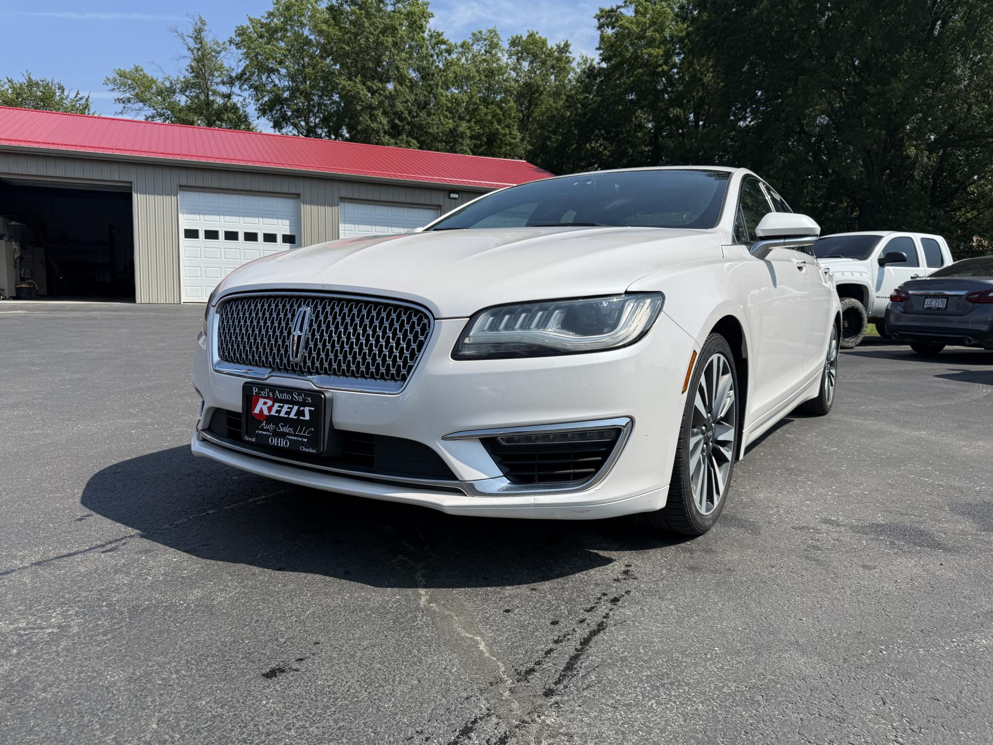 photo of 2017 Lincoln MKZ Reserve AWD