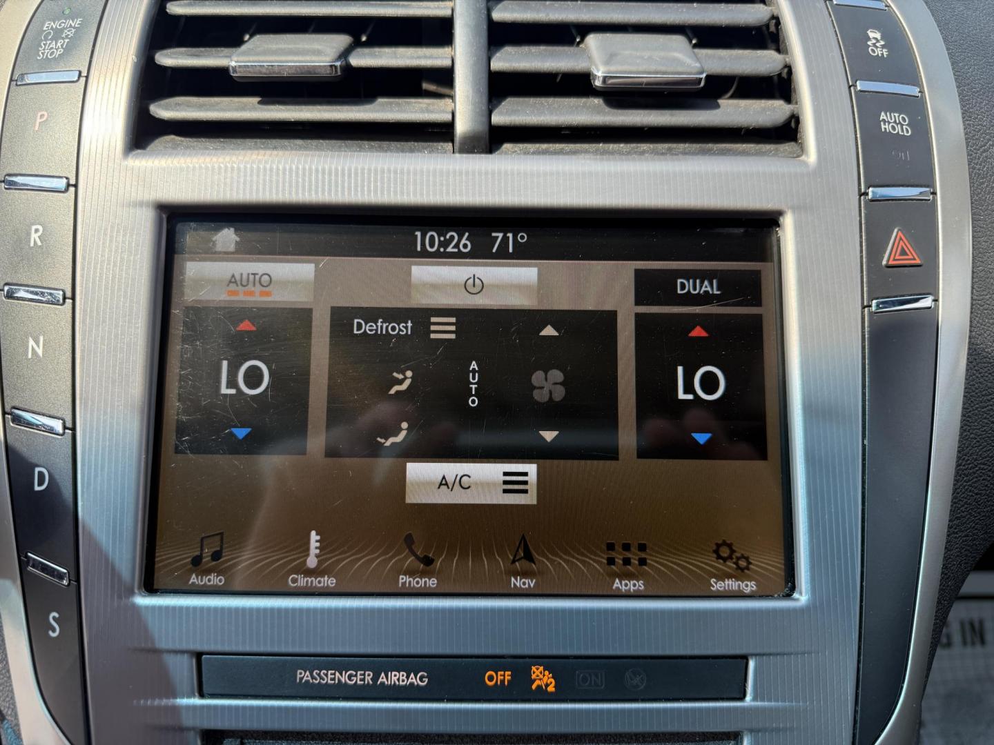 2017 White /Brown Lincoln MKZ Reserve AWD (3LN6L5FC1HR) with an 3.0 V6 TWIN TURBO engine, 6A transmission, located at 11115 Chardon Rd. , Chardon, OH, 44024, (440) 214-9705, 41.580246, -81.241943 - This 2017 Lincoln MKZ Reserve AWD with the 3.0L twin-turbo EcoBoost V6 engine delivers a luxurious and performance-oriented driving experience, producing 400 horsepower and accelerating from 0-60 mph in about 4.8 seconds. It features a refined leather interior with heated and cooled front seats, an - Photo#26