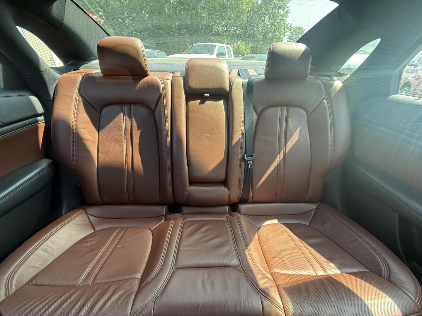 2017 White /Brown Lincoln MKZ Reserve AWD (3LN6L5FC1HR) with an 3.0 V6 TWIN TURBO engine, 6A transmission, located at 11115 Chardon Rd. , Chardon, OH, 44024, (440) 214-9705, 41.580246, -81.241943 - This 2017 Lincoln MKZ Reserve AWD with the 3.0L twin-turbo EcoBoost V6 engine delivers a luxurious and performance-oriented driving experience, producing 400 horsepower and accelerating from 0-60 mph in about 4.8 seconds. It features a refined leather interior with heated and cooled front seats, an - Photo#33