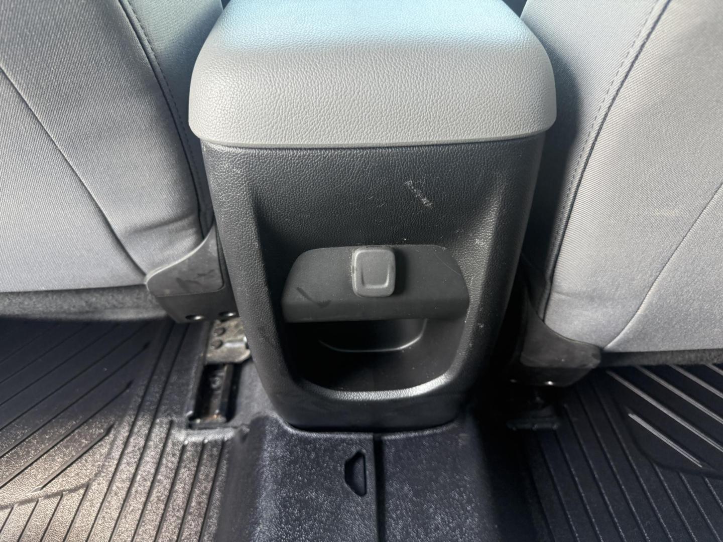 2020 Red /Gray Chevrolet Colorado Work Truck Crew Cab 4WD Short Box (1GCGTBEN3L1) with an 3.6L V6 DOHC 24V GAS engine, 8-Speed Automatic transmission, located at 11115 Chardon Rd. , Chardon, OH, 44024, (440) 214-9705, 41.580246, -81.241943 - This One Owner 2020 Chevrolet Colorado Work Truck Crew Cab 4WD with the 3.6L V6 engine and 8-speed automatic transmission offers strong performance and capability, especially with its 3.42 rear axle gearing for balanced power and efficiency. This model features a 7.0" touchscreen infotainment system - Photo#34