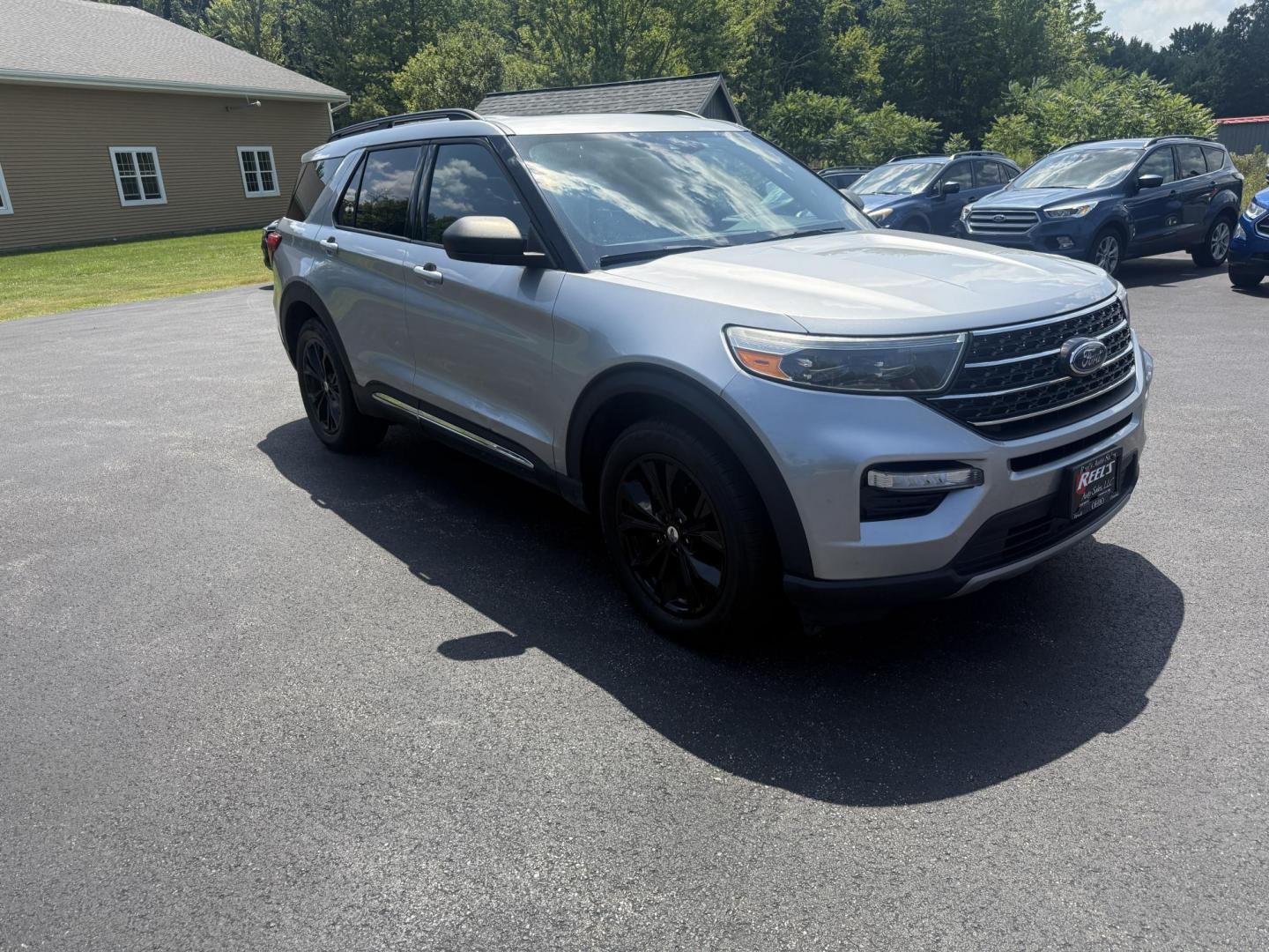 2020 Silver /Black Ford Explorer XLT AWD (1FMSK8DH4LG) with an 2.3L I4 DOHC 16V Turbo engine, 10A transmission, located at 11115 Chardon Rd. , Chardon, OH, 44024, (440) 214-9705, 41.580246, -81.241943 - This 2020 Ford Explorer XLT 4WD with the 2.3L turbocharged I4 EcoBoost engine and 10-speed automatic transmission offers a blend of performance and efficiency, achieving up to 27 MPG highway. It features a leather interior with power and heated front seats, heated second-row captain’s chairs, and - Photo#2
