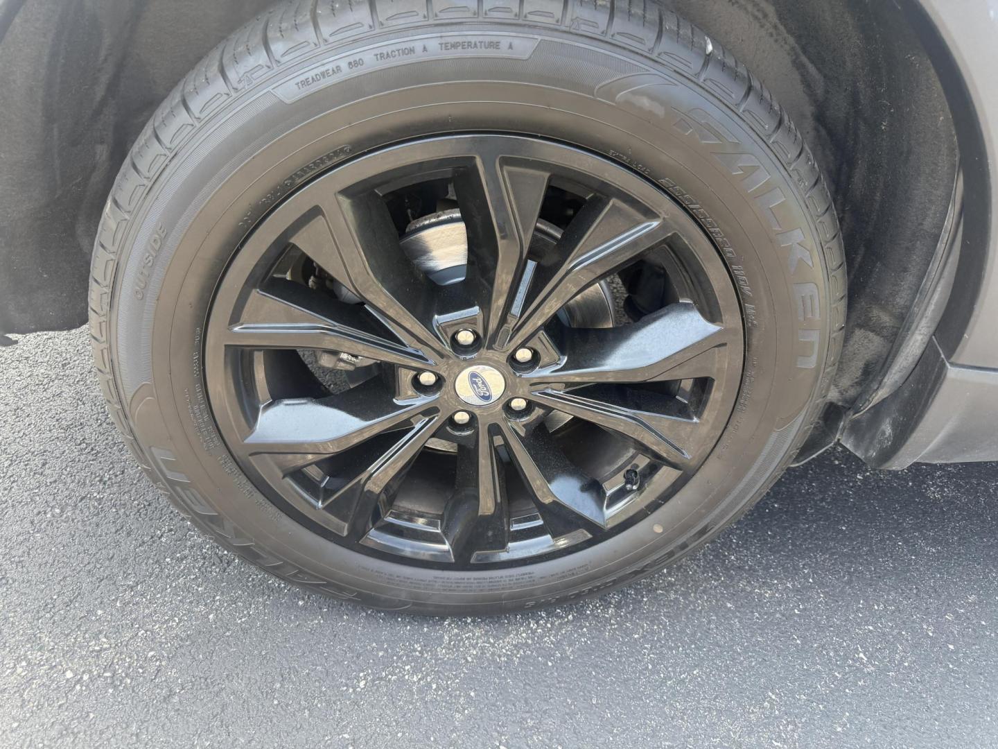 2020 Silver /Black Ford Explorer XLT AWD (1FMSK8DH4LG) with an 2.3L I4 DOHC 16V Turbo engine, 10A transmission, located at 11115 Chardon Rd. , Chardon, OH, 44024, (440) 214-9705, 41.580246, -81.241943 - This 2020 Ford Explorer XLT 4WD with the 2.3L turbocharged I4 EcoBoost engine and 10-speed automatic transmission offers a blend of performance and efficiency, achieving up to 27 MPG highway. It features a leather interior with power and heated front seats, heated second-row captain’s chairs, and - Photo#6