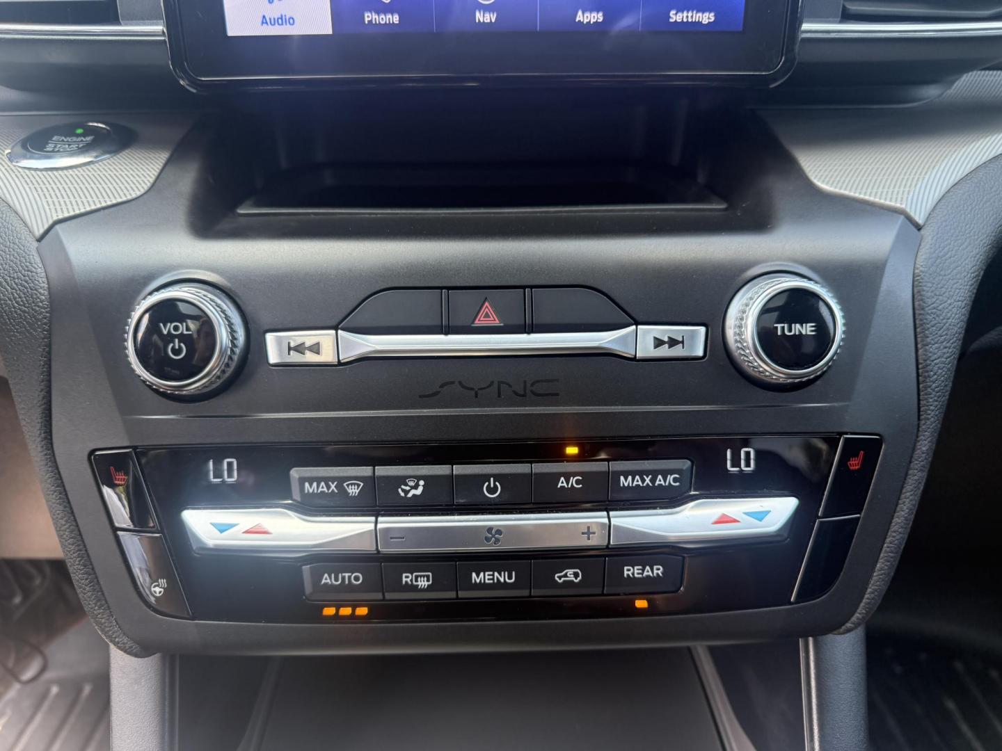2020 Silver /Black Ford Explorer XLT AWD (1FMSK8DH4LG) with an 2.3L I4 DOHC 16V Turbo engine, 10A transmission, located at 11115 Chardon Rd. , Chardon, OH, 44024, (440) 214-9705, 41.580246, -81.241943 - This 2020 Ford Explorer XLT 4WD with the 2.3L turbocharged I4 EcoBoost engine and 10-speed automatic transmission offers a blend of performance and efficiency, achieving up to 27 MPG highway. It features a leather interior with power and heated front seats, heated second-row captain’s chairs, and - Photo#28