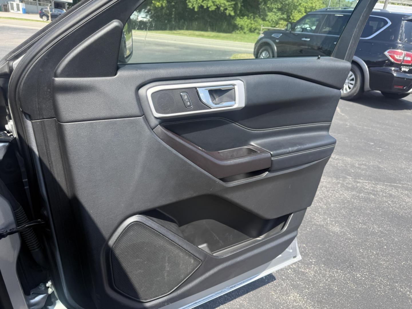 2020 Silver /Black Ford Explorer XLT AWD (1FMSK8DH4LG) with an 2.3L I4 DOHC 16V Turbo engine, 10A transmission, located at 11115 Chardon Rd. , Chardon, OH, 44024, (440) 214-9705, 41.580246, -81.241943 - This 2020 Ford Explorer XLT 4WD with the 2.3L turbocharged I4 EcoBoost engine and 10-speed automatic transmission offers a blend of performance and efficiency, achieving up to 27 MPG highway. It features a leather interior with power and heated front seats, heated second-row captain’s chairs, and - Photo#45