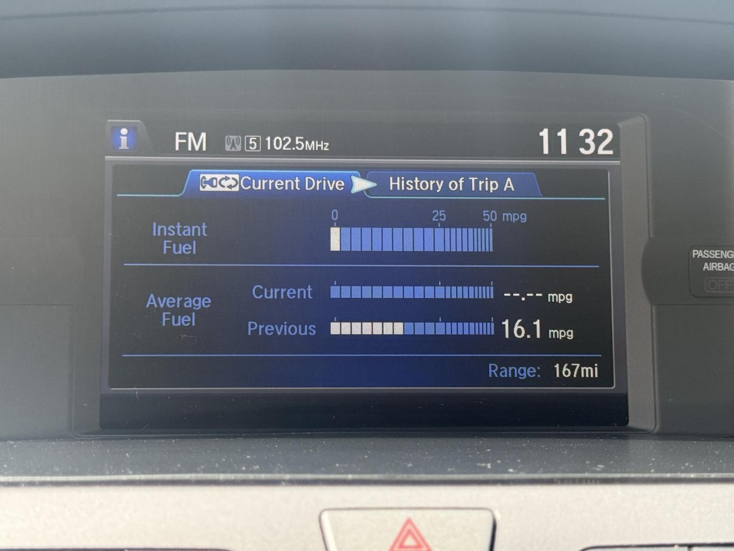 2014 Black /Gray Honda Odyssey EX-L (5FNRL5H6XEB) with an 3.5L V6 SOHC 24V engine, 6-Speed Automatic transmission, located at 547 E. Main St., Orwell, OH, 44076, (440) 437-5893, 41.535435, -80.847855 - This 2014 Honda Odyssey EX-L with Navigation is a well-equipped minivan featuring a 3.5L V6 engine and a 6-speed automatic transmission, delivering up to 27 MPG on the highway. It offers a comfortable ride with leather, heated, and power front seats, tri-zone automatic climate control, and a power m - Photo#25