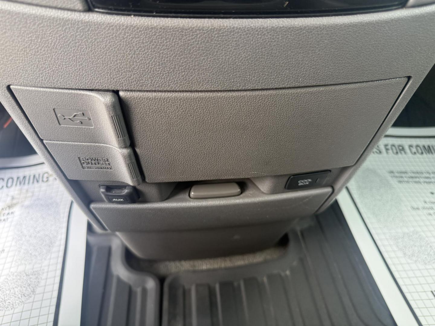 2014 Black /Gray Honda Odyssey EX-L (5FNRL5H6XEB) with an 3.5L V6 SOHC 24V engine, 6-Speed Automatic transmission, located at 547 E. Main St., Orwell, OH, 44076, (440) 437-5893, 41.535435, -80.847855 - This 2014 Honda Odyssey EX-L with Navigation is a well-equipped minivan featuring a 3.5L V6 engine and a 6-speed automatic transmission, delivering up to 27 MPG on the highway. It offers a comfortable ride with leather, heated, and power front seats, tri-zone automatic climate control, and a power m - Photo#31