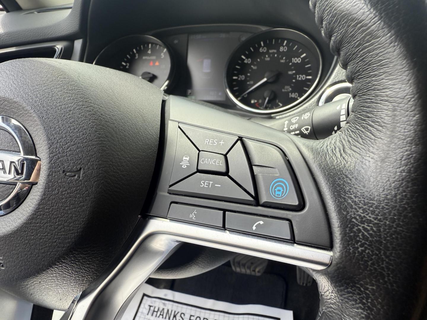 2019 White /Black Nissan Rogue SL AWD (JN8AT2MV6KW) with an 2.5L I4 DOHC 16V engine, Automatic transmission, located at 547 E. Main St., Orwell, OH, 44076, (440) 437-5893, 41.535435, -80.847855 - This 2019 Nissan Rogue SV AWD offers a fuel-efficient 2.5L I4 engine with an impressive 32 MPG highway rating and features a suite of advanced safety technologies, including Forward Collision Warning, Adaptive Cruise Control, Lane Keep Assist, Blind Spot Monitoring, and a 360-degree camera. Comfort - Photo#25