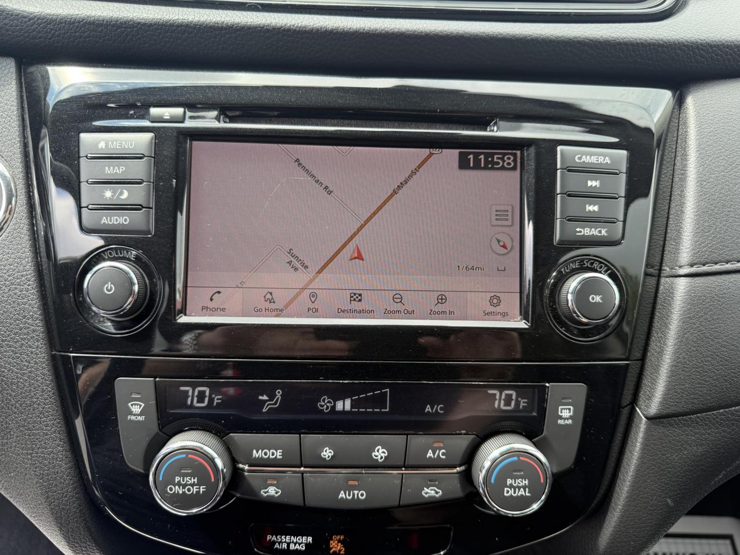 2019 White /Black Nissan Rogue SL AWD (JN8AT2MV6KW) with an 2.5L I4 DOHC 16V engine, Automatic transmission, located at 547 E. Main St., Orwell, OH, 44076, (440) 437-5893, 41.535435, -80.847855 - This 2019 Nissan Rogue SV AWD offers a fuel-efficient 2.5L I4 engine with an impressive 32 MPG highway rating and features a suite of advanced safety technologies, including Forward Collision Warning, Adaptive Cruise Control, Lane Keep Assist, Blind Spot Monitoring, and a 360-degree camera. Comfort - Photo#27