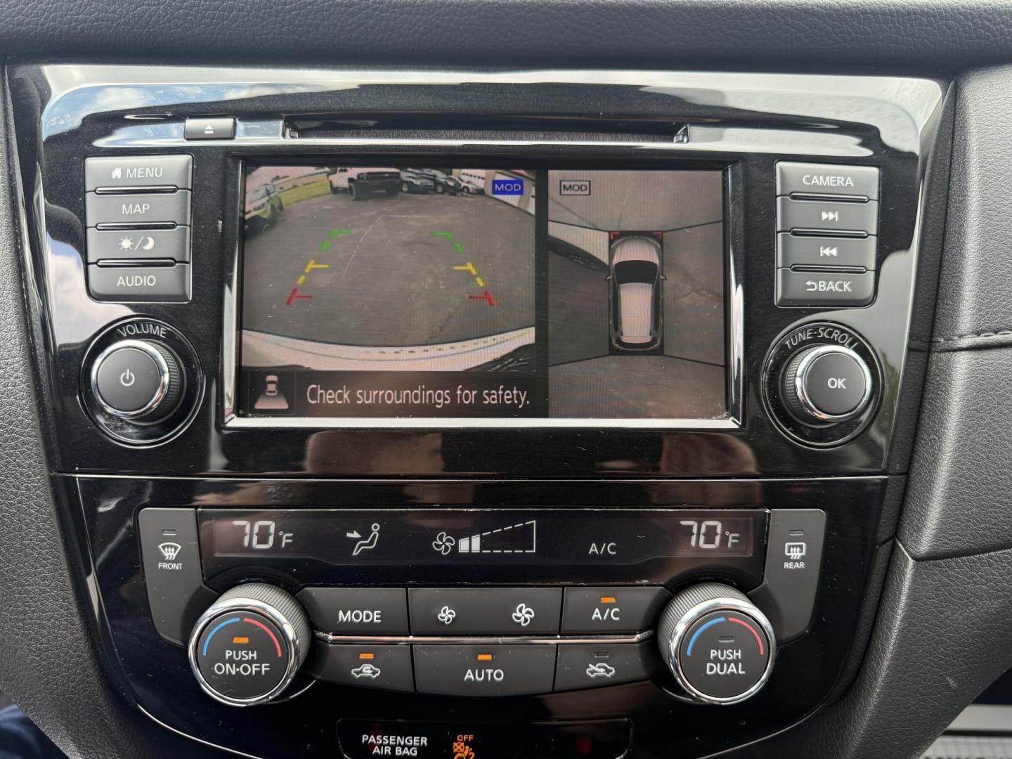 2019 White /Black Nissan Rogue SL AWD (JN8AT2MV6KW) with an 2.5L I4 DOHC 16V engine, Automatic transmission, located at 547 E. Main St., Orwell, OH, 44076, (440) 437-5893, 41.535435, -80.847855 - This 2019 Nissan Rogue SV AWD offers a fuel-efficient 2.5L I4 engine with an impressive 32 MPG highway rating and features a suite of advanced safety technologies, including Forward Collision Warning, Adaptive Cruise Control, Lane Keep Assist, Blind Spot Monitoring, and a 360-degree camera. Comfort - Photo#30