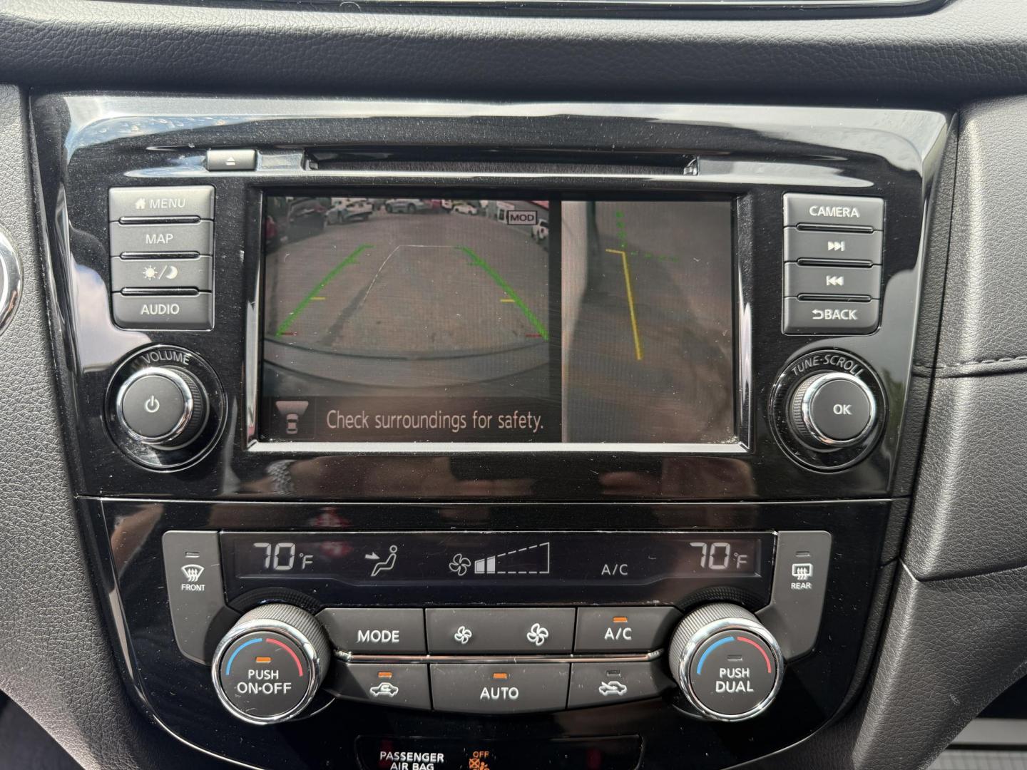 2019 White /Black Nissan Rogue SL AWD (JN8AT2MV6KW) with an 2.5L I4 DOHC 16V engine, Automatic transmission, located at 547 E. Main St., Orwell, OH, 44076, (440) 437-5893, 41.535435, -80.847855 - This 2019 Nissan Rogue SV AWD offers a fuel-efficient 2.5L I4 engine with an impressive 32 MPG highway rating and features a suite of advanced safety technologies, including Forward Collision Warning, Adaptive Cruise Control, Lane Keep Assist, Blind Spot Monitoring, and a 360-degree camera. Comfort - Photo#29