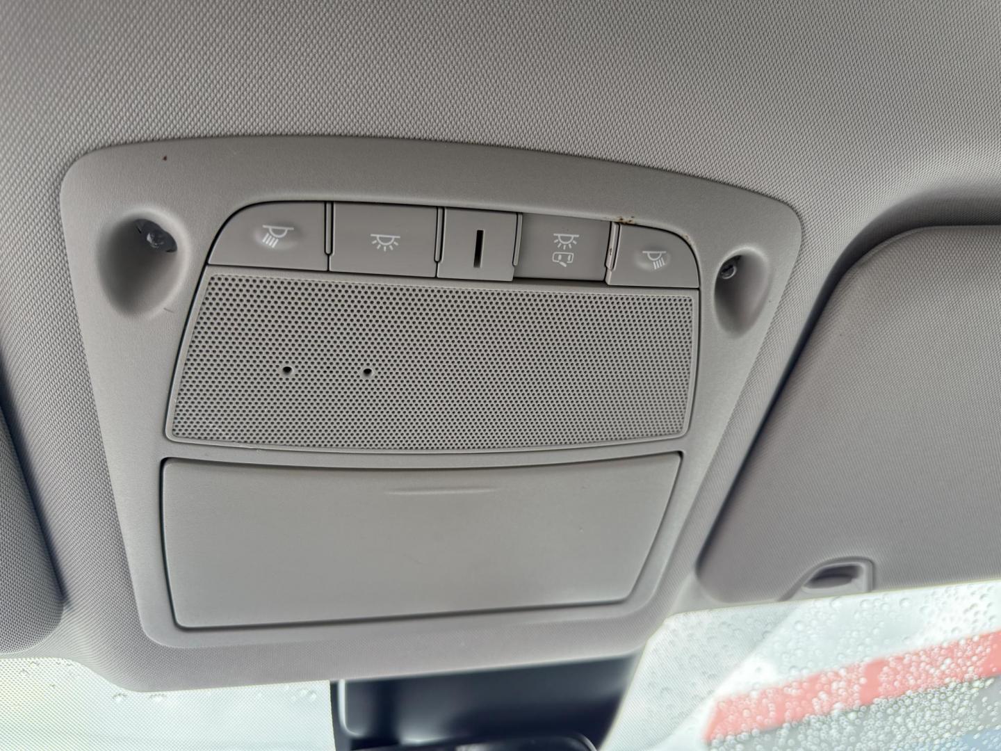 2019 White /Black Nissan Rogue SL AWD (JN8AT2MV6KW) with an 2.5L I4 DOHC 16V engine, Automatic transmission, located at 547 E. Main St., Orwell, OH, 44076, (440) 437-5893, 41.535435, -80.847855 - This 2019 Nissan Rogue SV AWD offers a fuel-efficient 2.5L I4 engine with an impressive 32 MPG highway rating and features a suite of advanced safety technologies, including Forward Collision Warning, Adaptive Cruise Control, Lane Keep Assist, Blind Spot Monitoring, and a 360-degree camera. Comfort - Photo#33