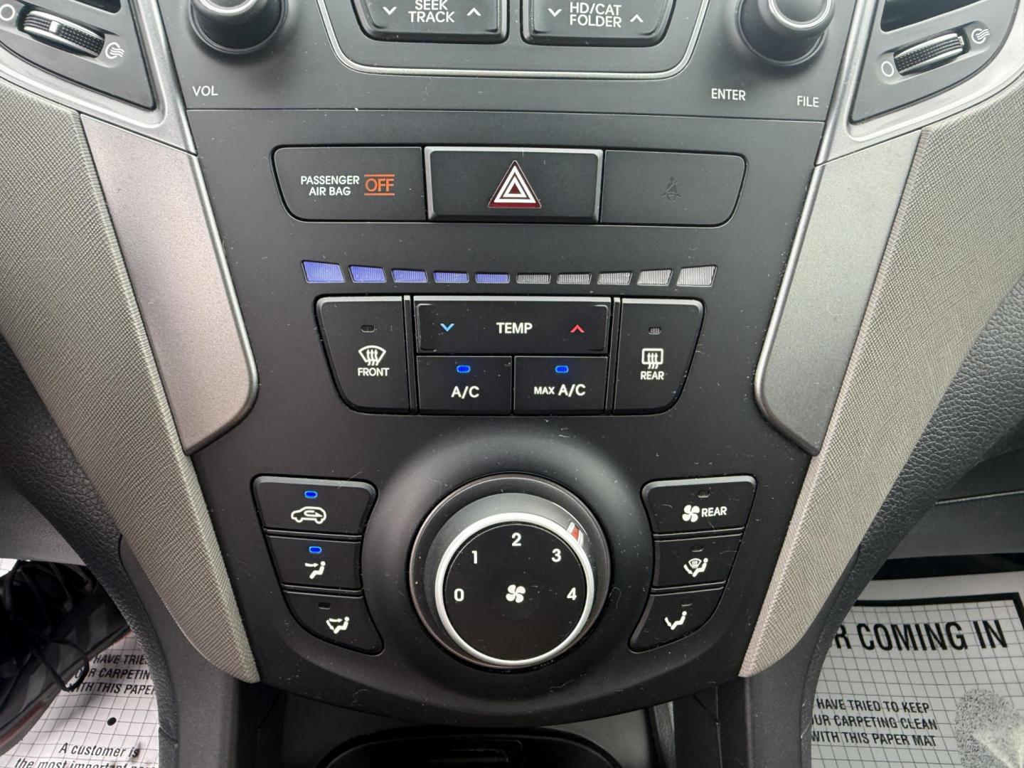 2016 White /Gray Hyundai Santa Fe SE AWD (KM8SMDHF7GU) with an 3.3L V6 DOHC 24V engine, 6A transmission, located at 547 E. Main St., Orwell, OH, 44076, (440) 437-5893, 41.535435, -80.847855 - Photo#28