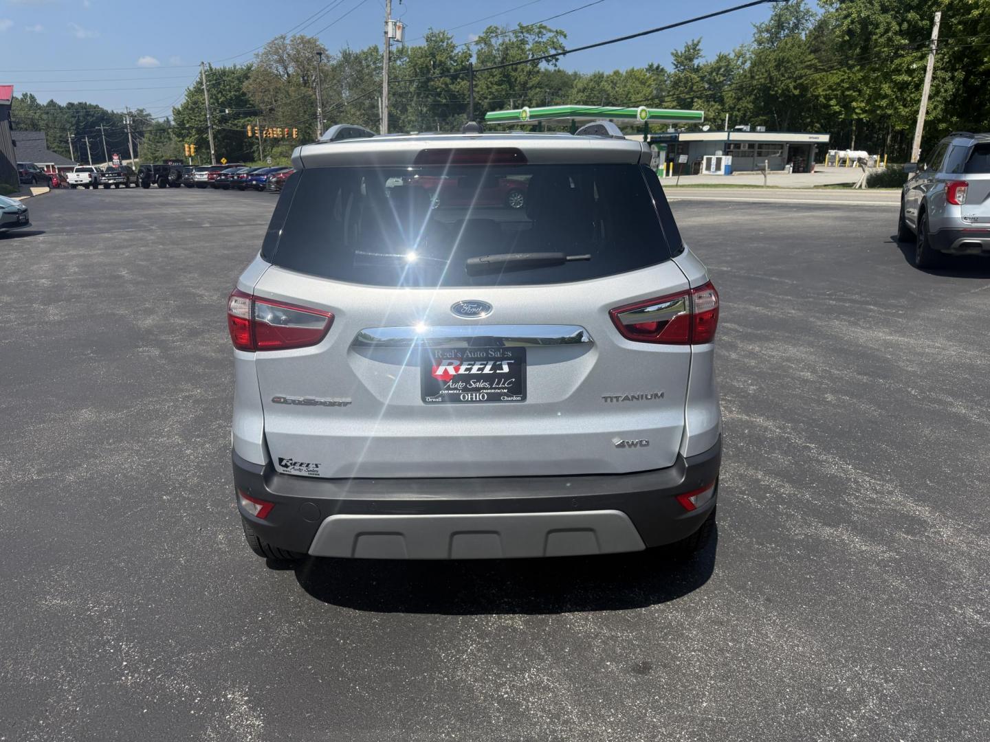 2018 Silver /Gray Ford EcoSport Titanium AWD (MAJ6P1WL0JC) with an 2.0L I4 DOHC 16V engine, 6-Speed Automatic transmission, located at 11115 Chardon Rd. , Chardon, OH, 44024, (440) 214-9705, 41.580246, -81.241943 - This 2018 Ford EcoSport Titanium 4WD features a 2.0L I4 engine paired with a 6-speed automatic transmission, delivering up to 29 MPG on the highway. It boasts a leather interior with heated front seats, a single-zone automatic climate control system, and a premium B&O sound system. Technological ame - Photo#8
