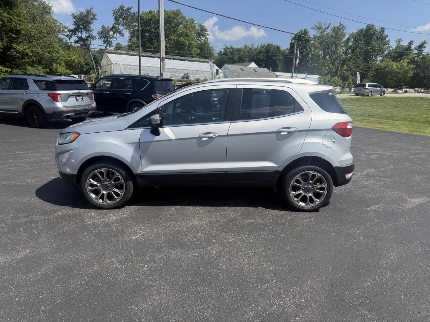 2018 Silver /Gray Ford EcoSport Titanium AWD (MAJ6P1WL0JC) with an 2.0L I4 DOHC 16V engine, 6-Speed Automatic transmission, located at 11115 Chardon Rd. , Chardon, OH, 44024, (440) 214-9705, 41.580246, -81.241943 - This 2018 Ford EcoSport Titanium 4WD features a 2.0L I4 engine paired with a 6-speed automatic transmission, delivering up to 29 MPG on the highway. It boasts a leather interior with heated front seats, a single-zone automatic climate control system, and a premium B&O sound system. Technological ame - Photo#12