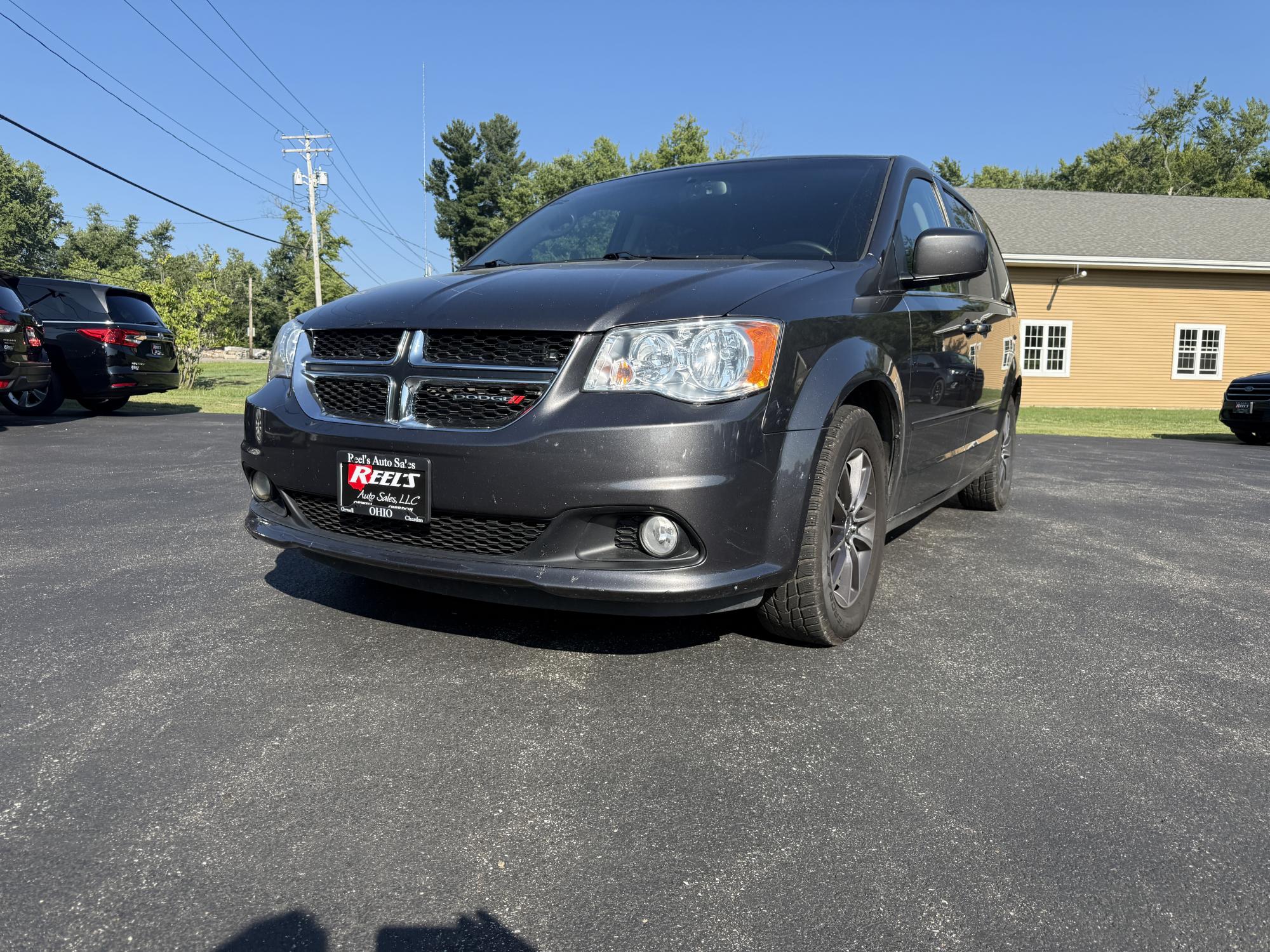 photo of 2017 Dodge Grand Caravan SE
