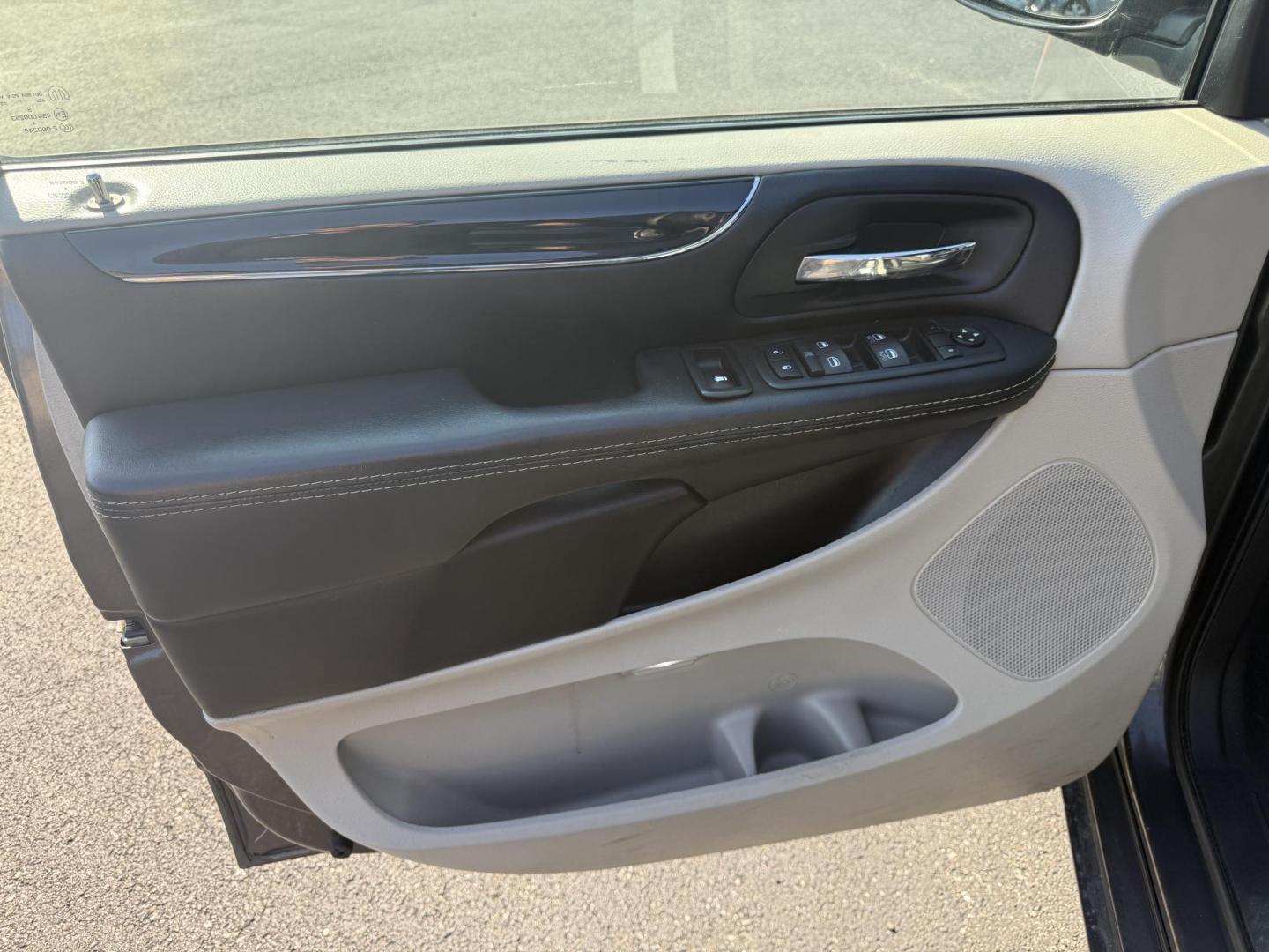 2017 Gray /Black Dodge Grand Caravan SE (2C4RDGBG0HR) with an 3.6L V6 DOHC 24V FFV engine, 6A transmission, located at 11115 Chardon Rd. , Chardon, OH, 44024, (440) 214-9705, 41.580246, -81.241943 - This 2017 Dodge Grand Caravan SE is a versatile minivan powered by a 3.6L Pentastar V6 engine with a 6-speed automatic transmission, offering practical features like daytime running lights, flex-fuel capability, and a power driver's seat. It provides comfortable seating with 2nd-row captain’s chai - Photo#16