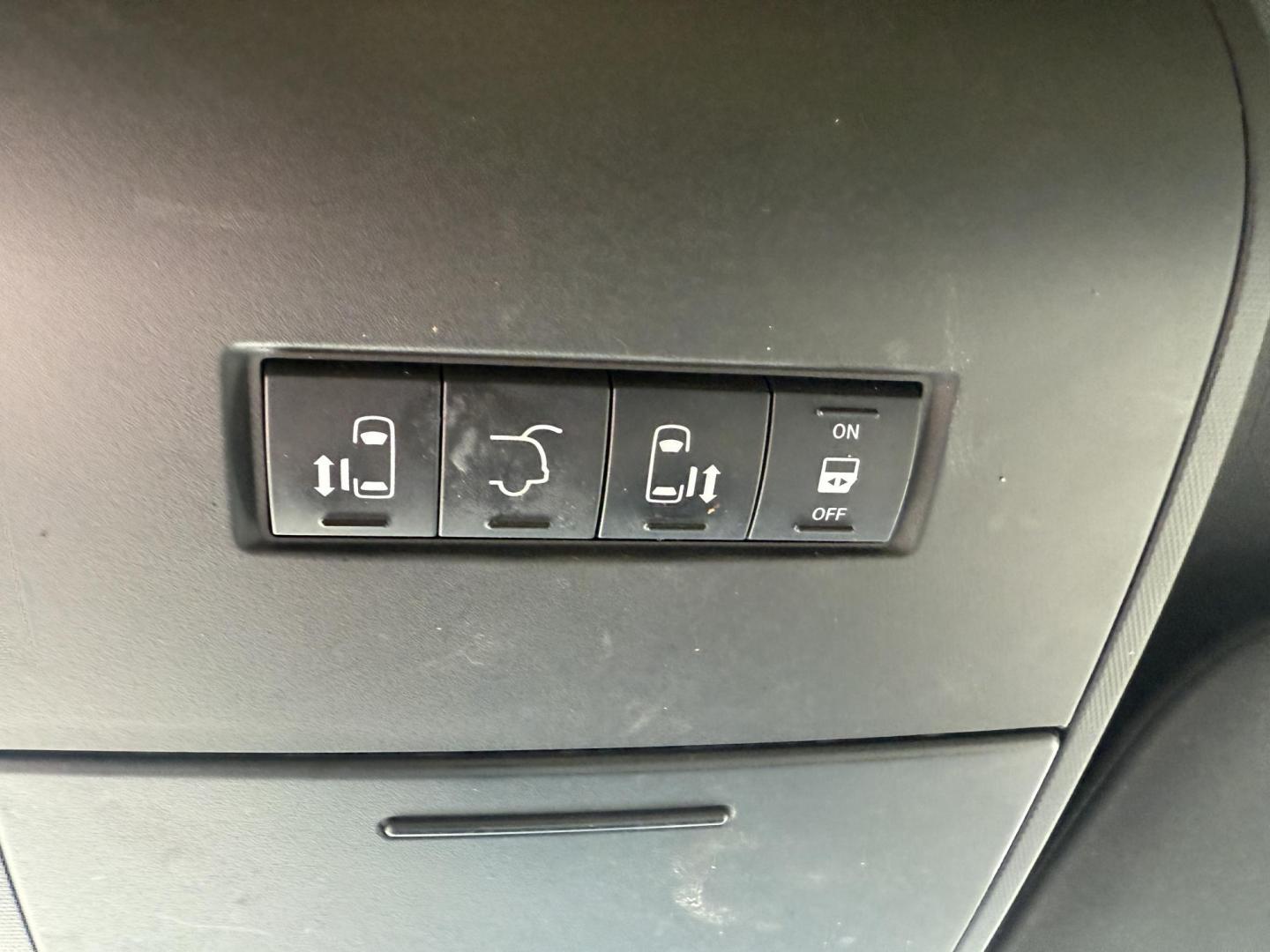 2017 Gray /Black Dodge Grand Caravan SE (2C4RDGBG0HR) with an 3.6L V6 DOHC 24V FFV engine, 6A transmission, located at 11115 Chardon Rd. , Chardon, OH, 44024, (440) 214-9705, 41.580246, -81.241943 - This 2017 Dodge Grand Caravan SE is a versatile minivan powered by a 3.6L Pentastar V6 engine with a 6-speed automatic transmission, offering practical features like daytime running lights, flex-fuel capability, and a power driver's seat. It provides comfortable seating with 2nd-row captain’s chai - Photo#26