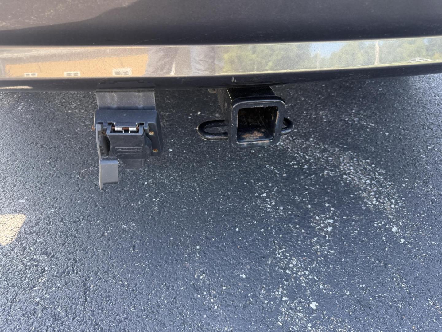 2019 Gray /Black Dodge Grand Caravan SXT (2C4RDGCGXKR) with an 3.6L V6 DOHC 24V FFV engine, 6A transmission, located at 11115 Chardon Rd. , Chardon, OH, 44024, (440) 214-9705, 41.580246, -81.241943 - This 2019 Dodge Grand Caravan SXT features a 3.6L Pentastar V6 engine paired with a 6-speed automatic transmission, offering flex-fuel capability for added versatility. It comes equipped with a 6.5" touchscreen infotainment system, Stow 'n Go seating for flexible cargo and passenger arrangements, an - Photo#6