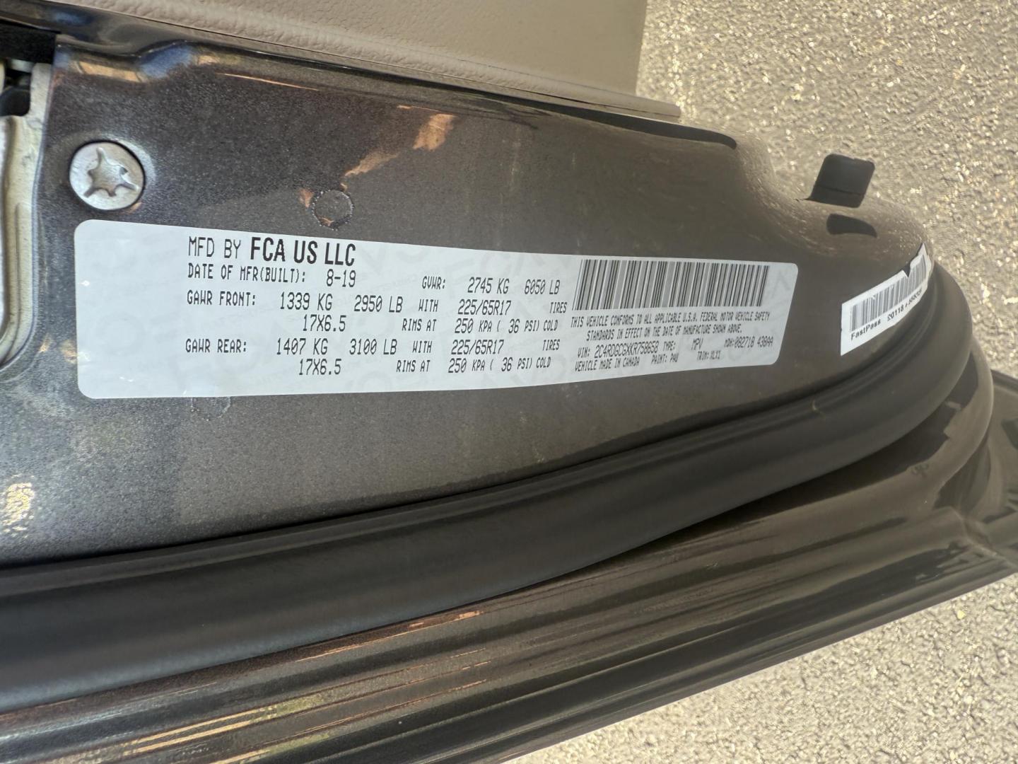 2019 Gray /Black Dodge Grand Caravan SXT (2C4RDGCGXKR) with an 3.6L V6 DOHC 24V FFV engine, 6A transmission, located at 11115 Chardon Rd. , Chardon, OH, 44024, (440) 214-9705, 41.580246, -81.241943 - This 2019 Dodge Grand Caravan SXT features a 3.6L Pentastar V6 engine paired with a 6-speed automatic transmission, offering flex-fuel capability for added versatility. It comes equipped with a 6.5" touchscreen infotainment system, Stow 'n Go seating for flexible cargo and passenger arrangements, an - Photo#18
