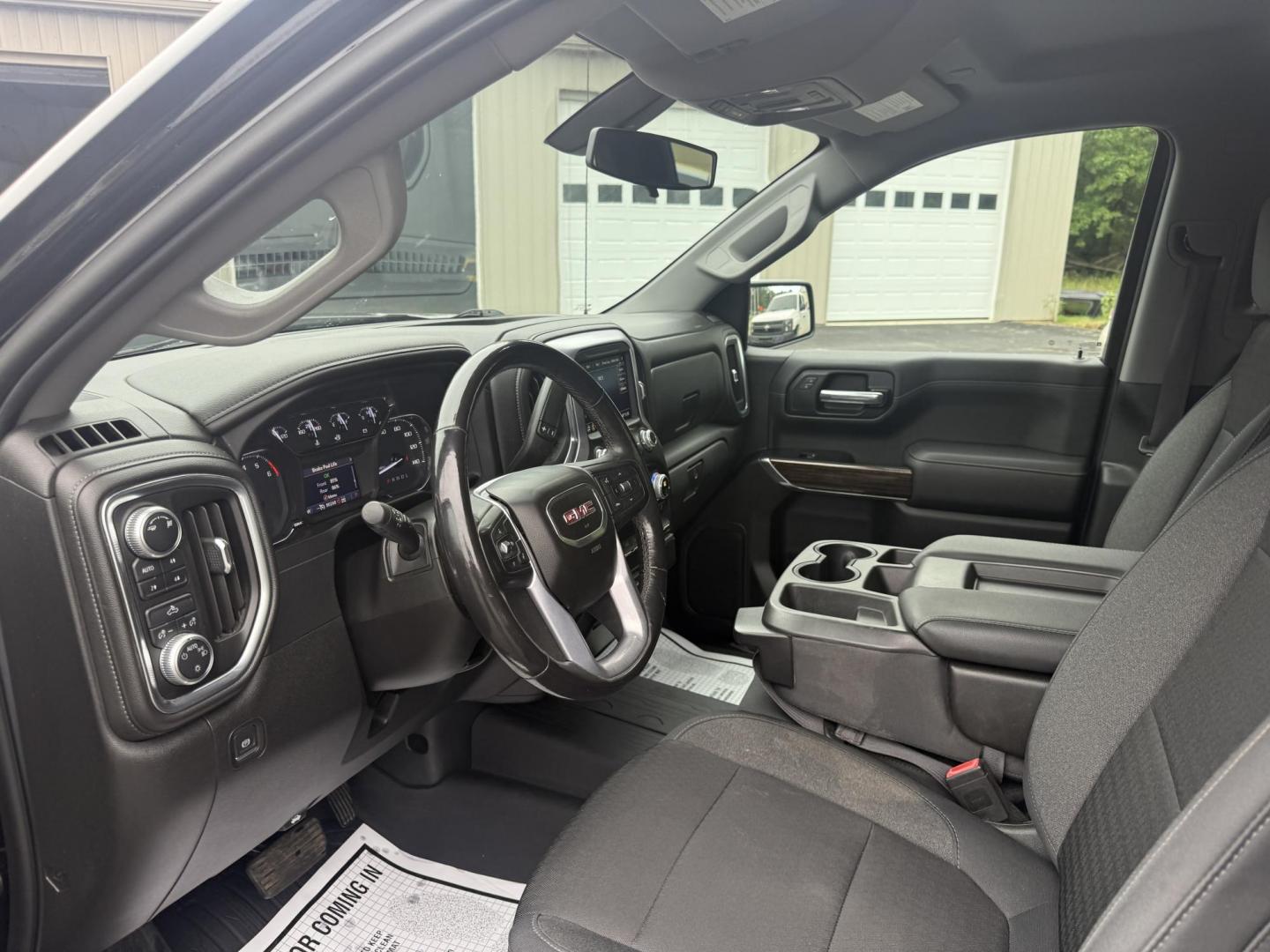 2019 Black /Black GMC Sierra 1500 SLE Double Cab 4WD (1GTR9BED1KZ) with an 5.3L V8 OHV 16V engine, 6A transmission, located at 547 E. Main St., Orwell, OH, 44076, (440) 437-5893, 41.535435, -80.847855 - This One Owner 2019 GMC Sierra 1500 SLE Double Cab, equipped with a powerful 5.3L EcoTec3 V8 engine and an 8-speed automatic transmission, features the X31 Offroad Package, G80 locking rear differential, and 3.23 gearing, giving it a robust 9,400-pound towing capacity. Comfort and technology highlig - Photo#19