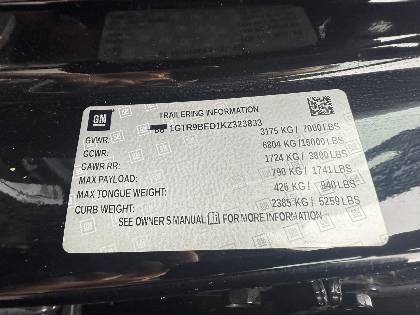 2019 Black /Black GMC Sierra 1500 SLE Double Cab 4WD (1GTR9BED1KZ) with an 5.3L V8 OHV 16V engine, 6A transmission, located at 547 E. Main St., Orwell, OH, 44076, (440) 437-5893, 41.535435, -80.847855 - This One Owner 2019 GMC Sierra 1500 SLE Double Cab, equipped with a powerful 5.3L EcoTec3 V8 engine and an 8-speed automatic transmission, features the X31 Offroad Package, G80 locking rear differential, and 3.23 gearing, giving it a robust 9,400-pound towing capacity. Comfort and technology highlig - Photo#25