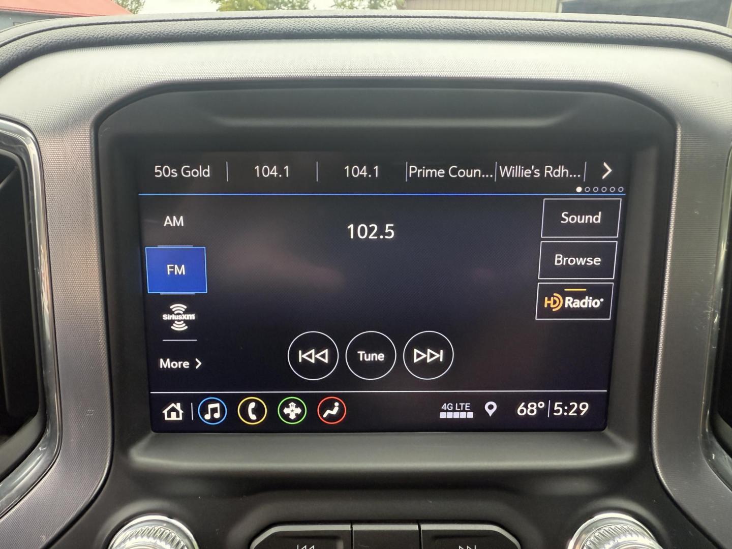 2019 Black /Black GMC Sierra 1500 SLE Double Cab 4WD (1GTR9BED1KZ) with an 5.3L V8 OHV 16V engine, 6A transmission, located at 547 E. Main St., Orwell, OH, 44076, (440) 437-5893, 41.535435, -80.847855 - This One Owner 2019 GMC Sierra 1500 SLE Double Cab, equipped with a powerful 5.3L EcoTec3 V8 engine and an 8-speed automatic transmission, features the X31 Offroad Package, G80 locking rear differential, and 3.23 gearing, giving it a robust 9,400-pound towing capacity. Comfort and technology highlig - Photo#29
