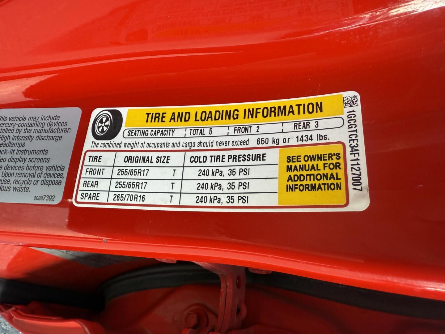 2015 Red /Black Chevrolet Colorado Z71 Crew Cab 4WD Long Box (1GCGTCE34F1) with an 3.6L V6 DOHC 24V GAS engine, 6-Speed Automatic transmission, located at 11115 Chardon Rd. , Chardon, OH, 44024, (440) 214-9705, 41.580246, -81.241943 - This 2015 Chevrolet Colorado Z71 Crew Cab 4WD, equipped with a 3.6L V6 engine and a 6-speed automatic transmission, delivers a balanced mix of power and efficiency with up to 24 MPG highway and a 7,000-pound towing capacity thanks to its 3.42 gearing and G80 locking rear differential. This midsize t - Photo#20