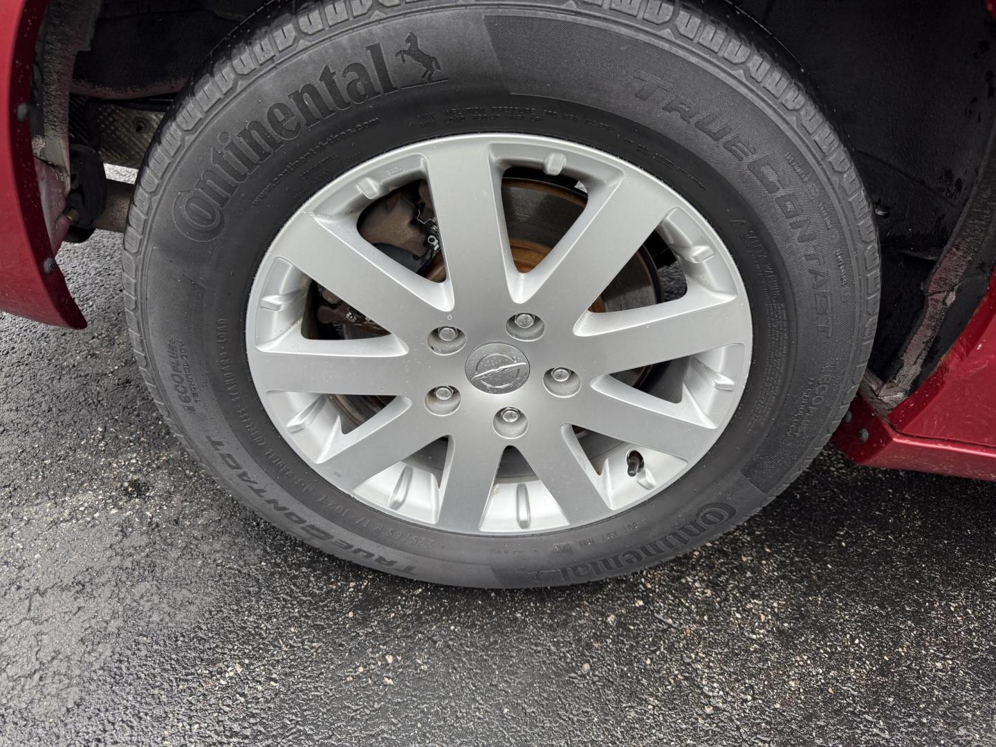 2015 Red /Tan Chrysler Town & Country Touring (2C4RC1BG5FR) with an 3.6L V6 DOHC 24V engine, 6-Speed Automatic transmission, located at 547 E. Main St., Orwell, OH, 44076, (440) 437-5893, 41.535435, -80.847855 - This 2015 Chrysler Town & Country Touring came from Maryland and it shows underneath, equipped with a 3.6L Pentastar V6 engine and 6-speed automatic transmission, offers a luxurious and versatile minivan experience with features like leather interior, tri-zone automatic climate control, power driver - Photo#6