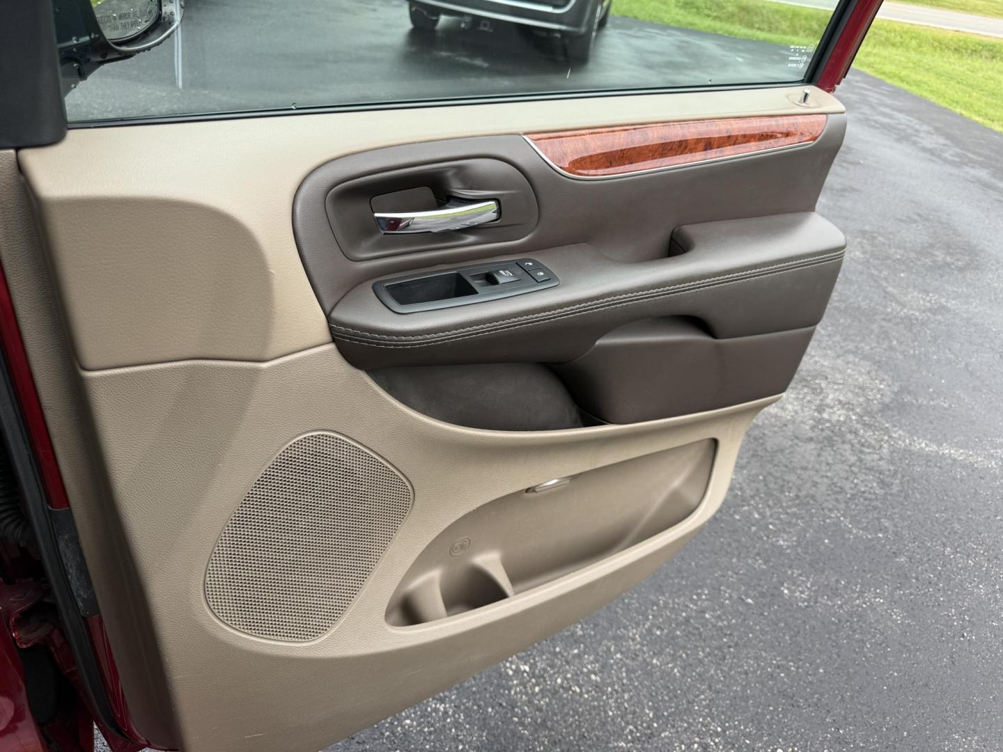 2015 Red /Tan Chrysler Town & Country Touring (2C4RC1BG5FR) with an 3.6L V6 DOHC 24V engine, 6-Speed Automatic transmission, located at 547 E. Main St., Orwell, OH, 44076, (440) 437-5893, 41.535435, -80.847855 - This 2015 Chrysler Town & Country Touring came from Maryland and it shows underneath, equipped with a 3.6L Pentastar V6 engine and 6-speed automatic transmission, offers a luxurious and versatile minivan experience with features like leather interior, tri-zone automatic climate control, power driver - Photo#48